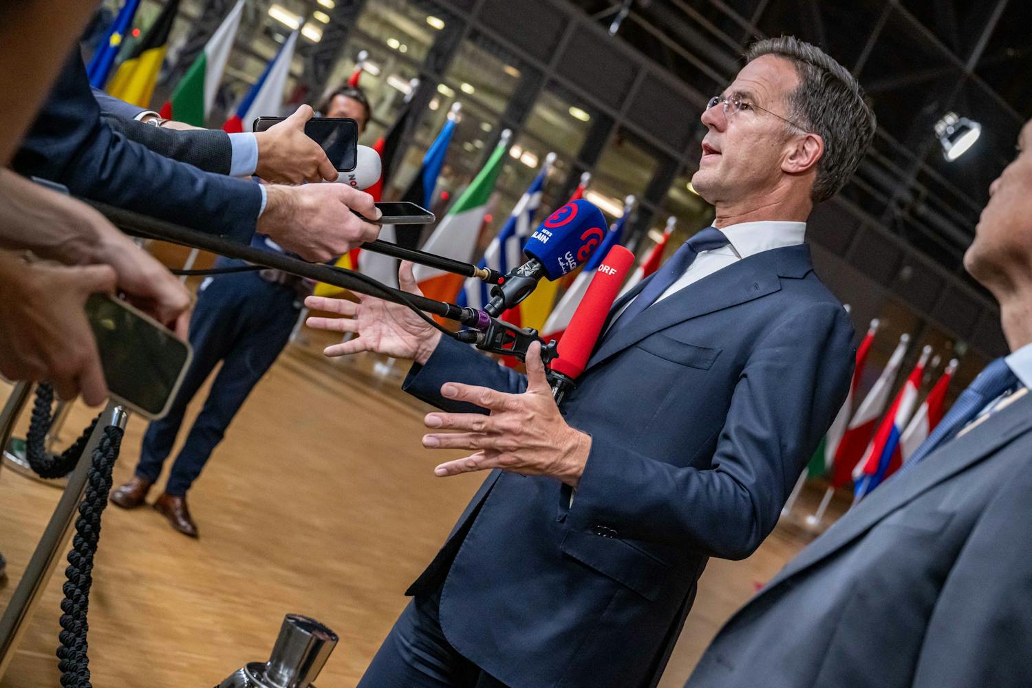 Poland and Hungary continue to derail EU migration deal