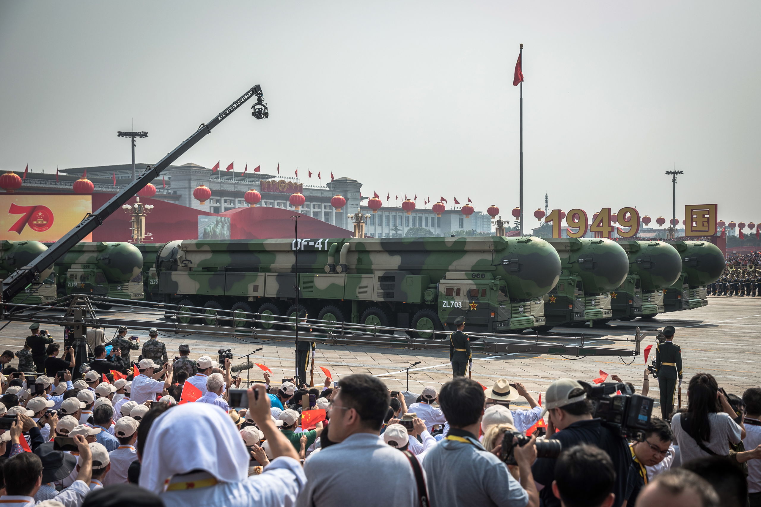 DF-41 intercontinentale nucleaire raketten op Tiananmenplein tijdens een militaire parade in Beijing. 