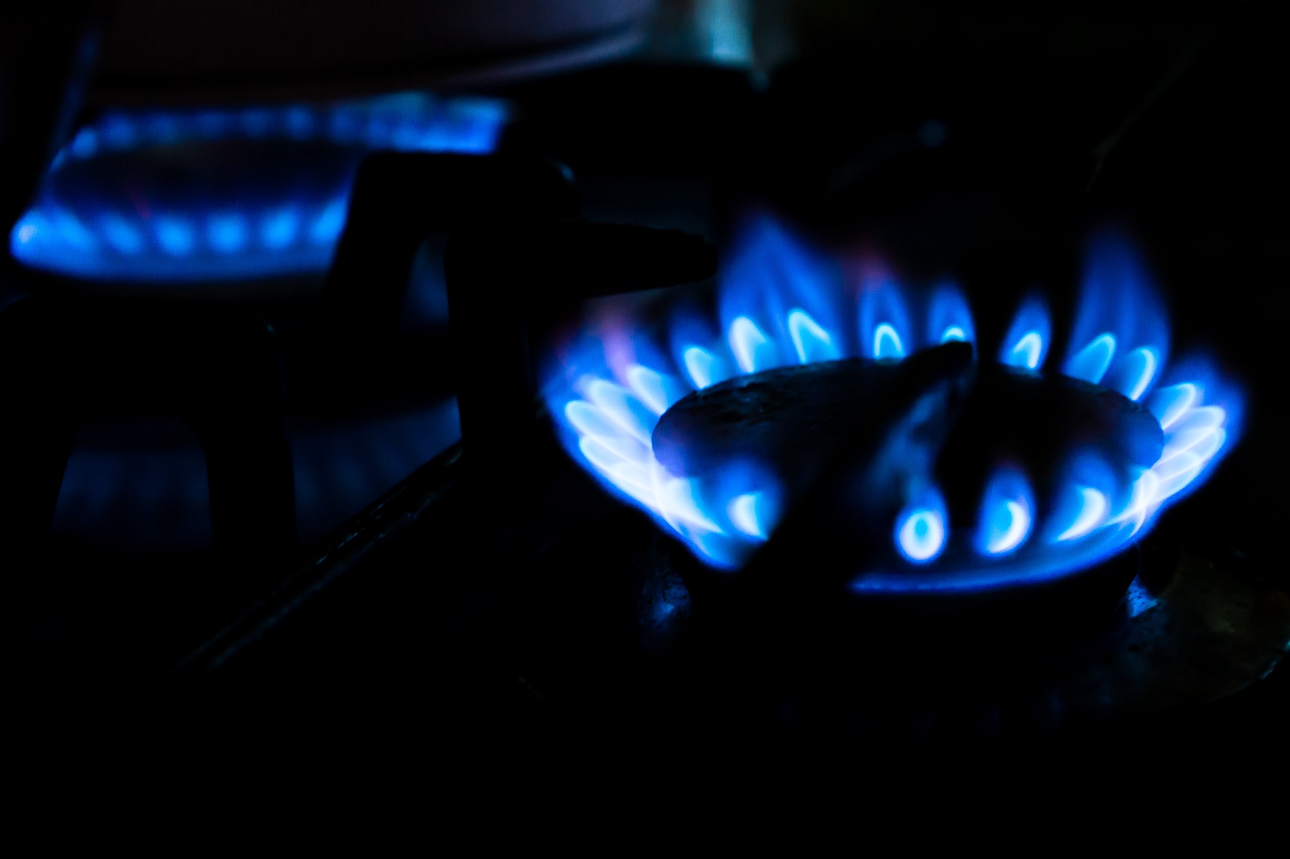 De Europese gasprijs veerde vandaag tot wel 13 procent op, richting de 164 euro per megawattuur. Oorzaak is de verwachting van zeer koud weer in de komende periode, waardoor mensen mogelijk meer gas gaan gebruiken. Toch eindigde de gasprijs uiteindelijk ruim 6 procent lager dan een dag eerder.