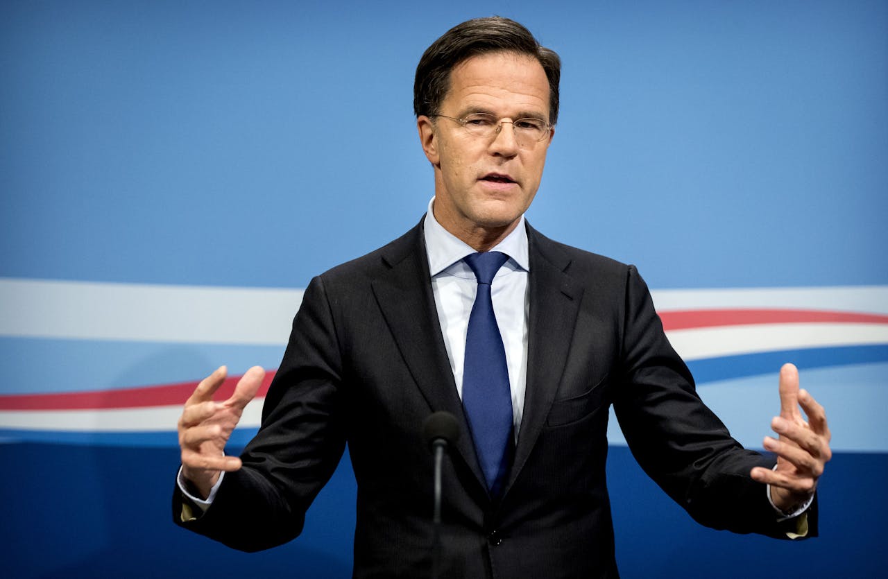 2019-02-08 15:38:21 DEN HAAG - Minister-president Mark Rutte tijdens de persconferentie na de ministerraad. ANP KOEN VAN WEEL