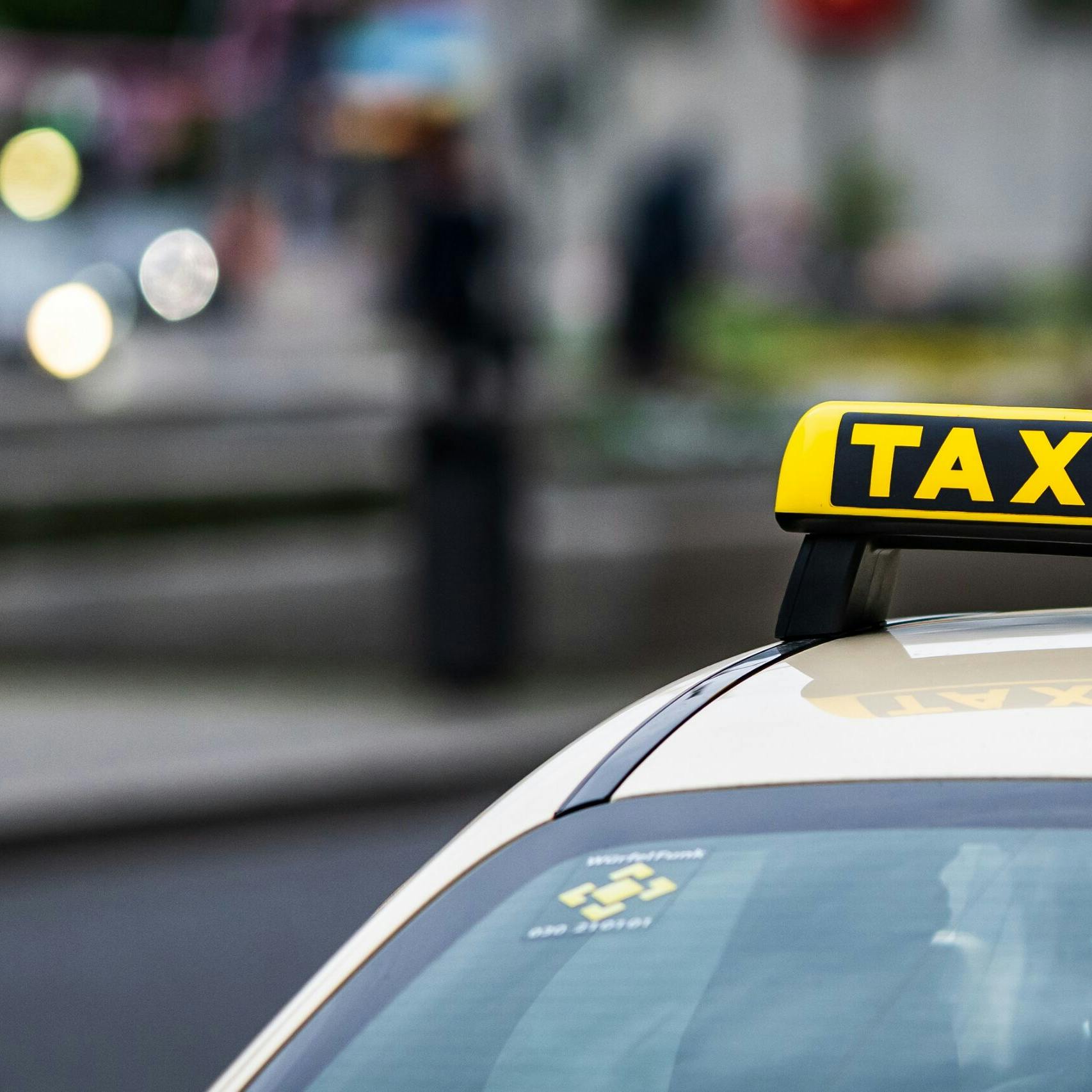 Uber wil van taxi-cao af met rechtszaak