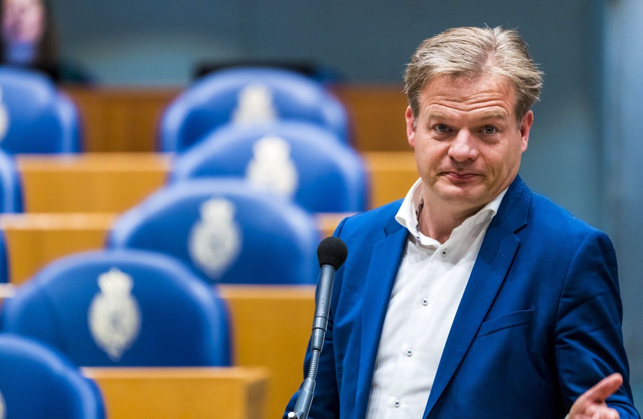 Pieter Omtzigt tijdens het debat in de Tweede Kamer over de uit huis geplaatste kinderen