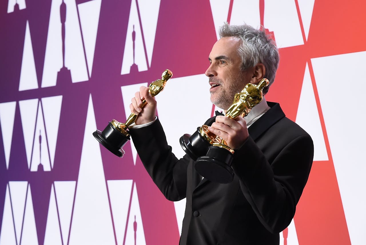 Regisseur Alfonso Cuarón na de uitreiking van de Oscars.