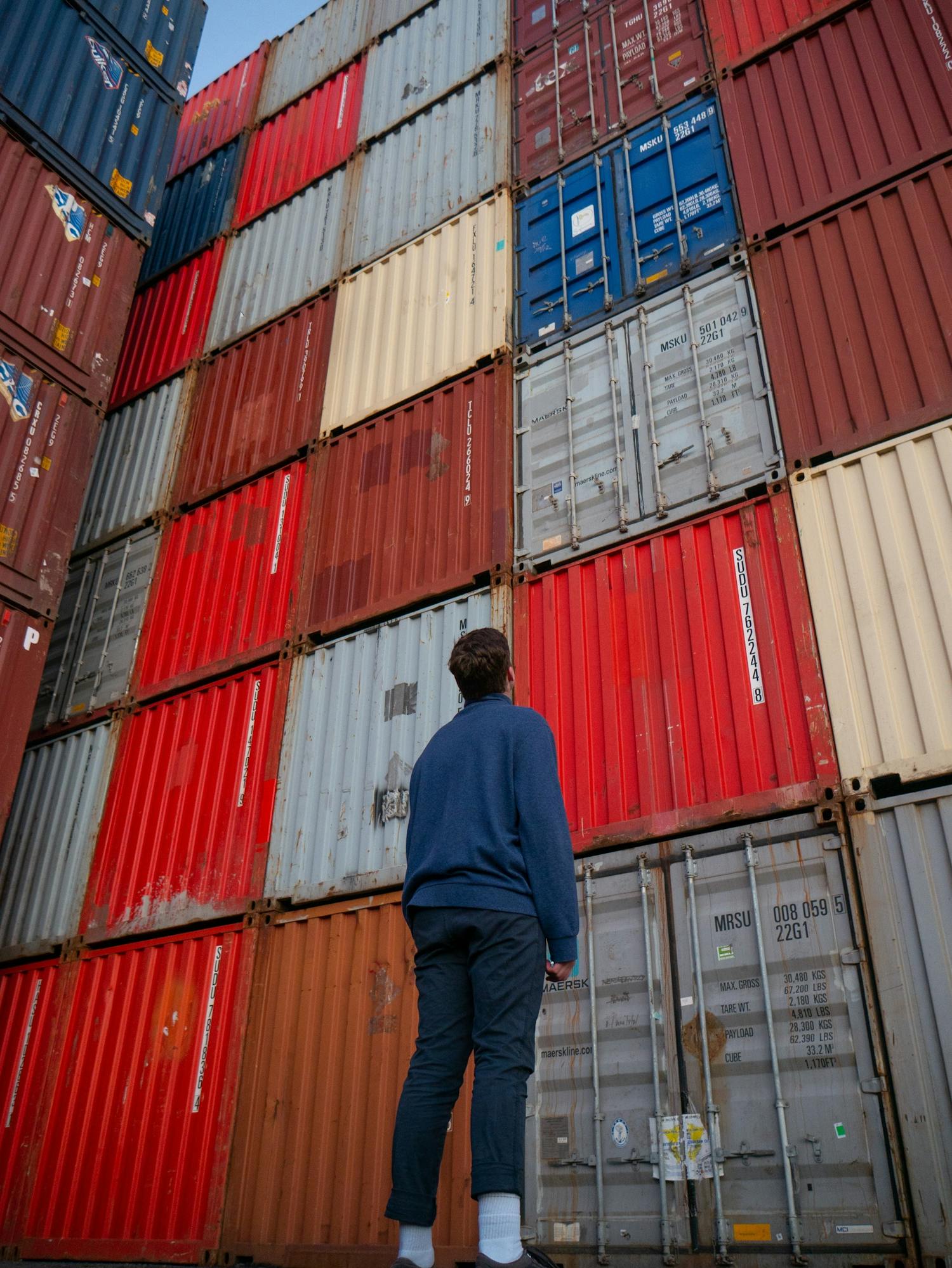 OCDE : Le commerce des biens diminue à l’échelle mondiale |  Radio d’information de la BNR
