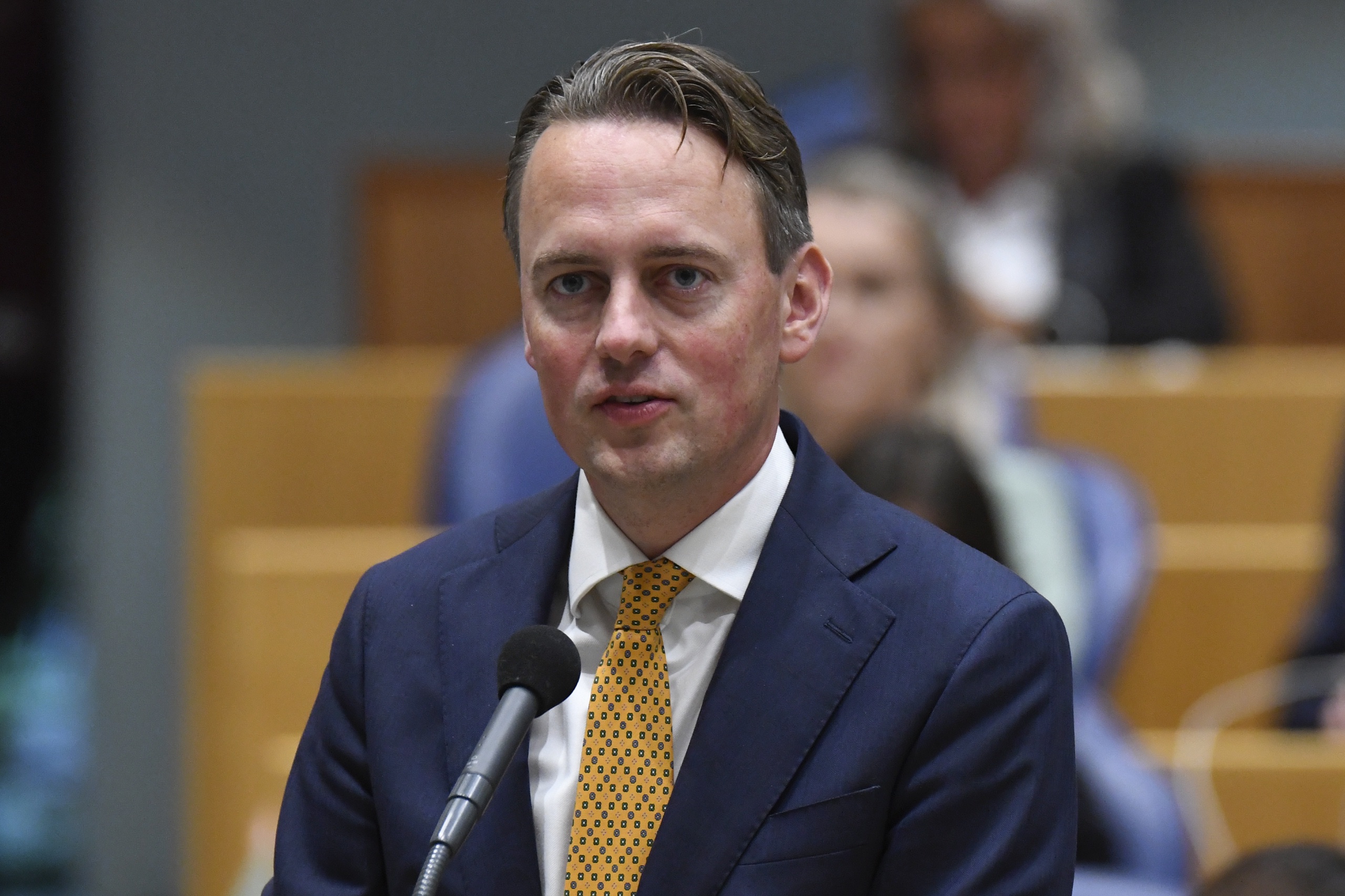 PvdA-Kamerlid Henk Nijboer legt zijn functie in het presidium neer in de nasleep van de zaak-Arib.