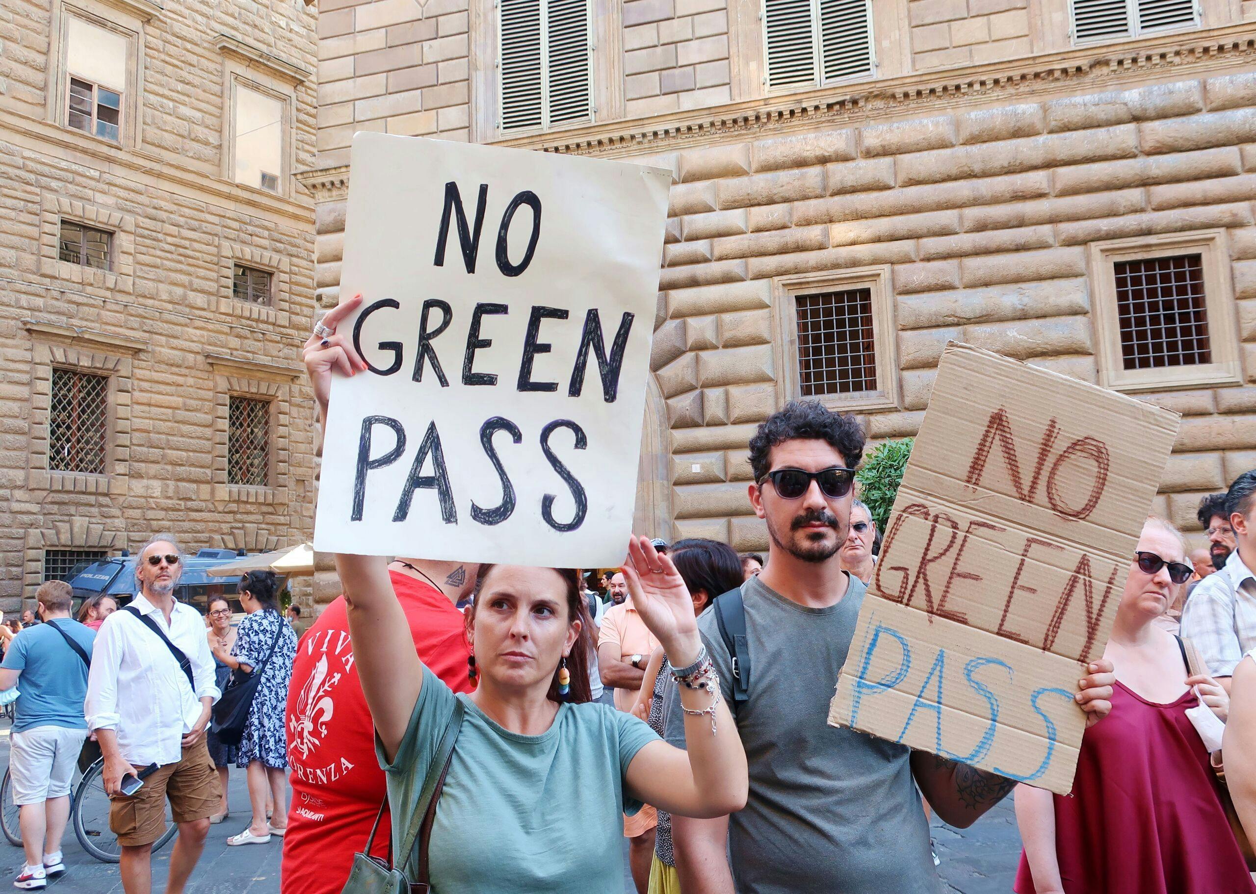 Gli antivox vogliono occupare decine di stazioni italiane