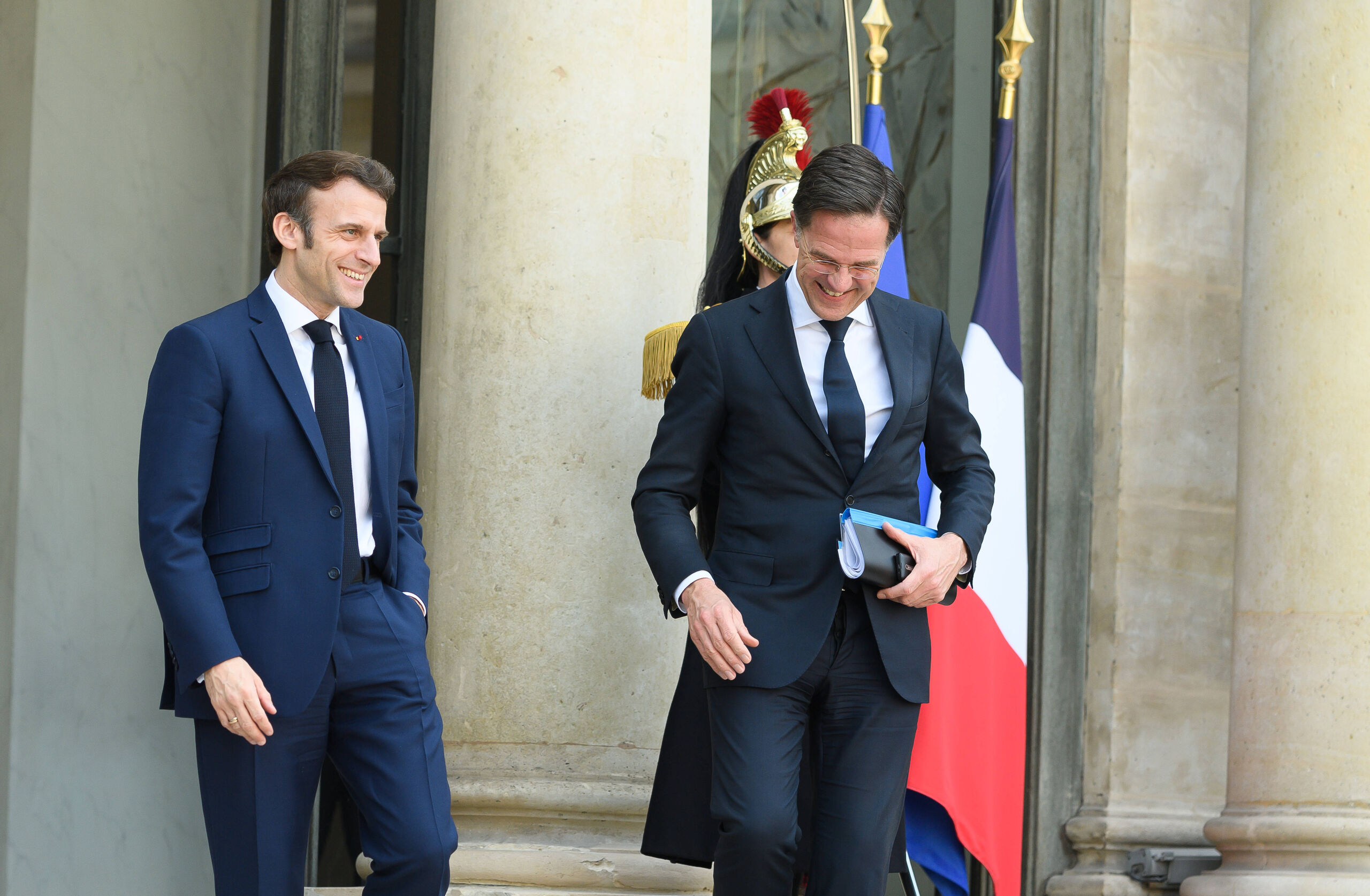 Emmanuel Macron en Mark Rutte.
