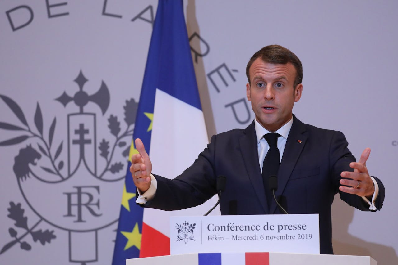 Franse president Emmanuel Macron noemde NAVO hersendood Ludovic MARIN / AFP