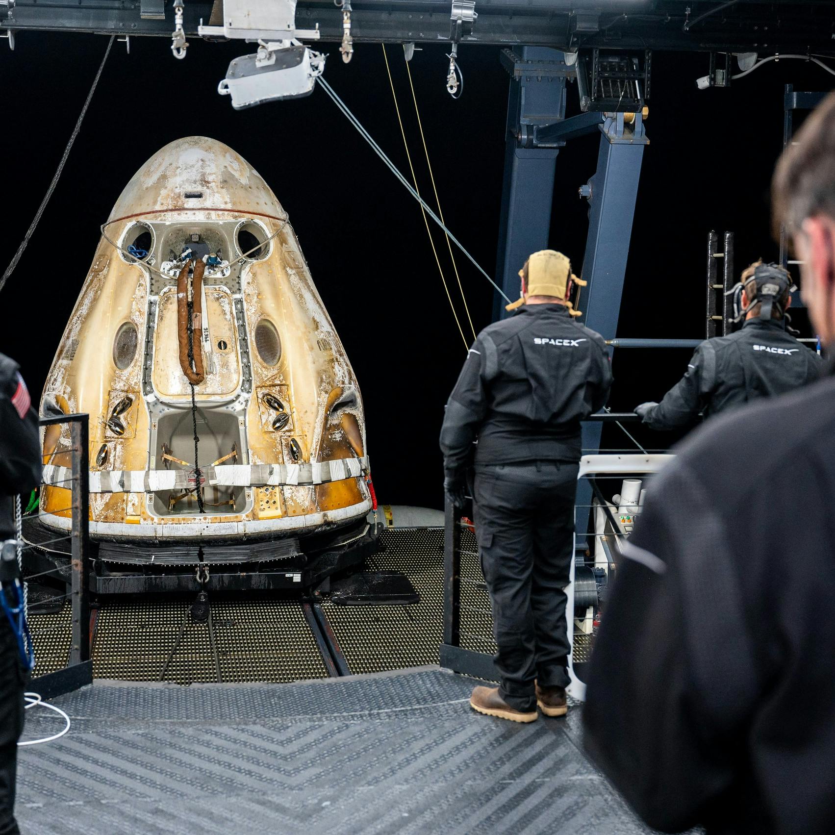 Ruimtecapsule SpaceX veilig terug op aarde met bemanning ISS