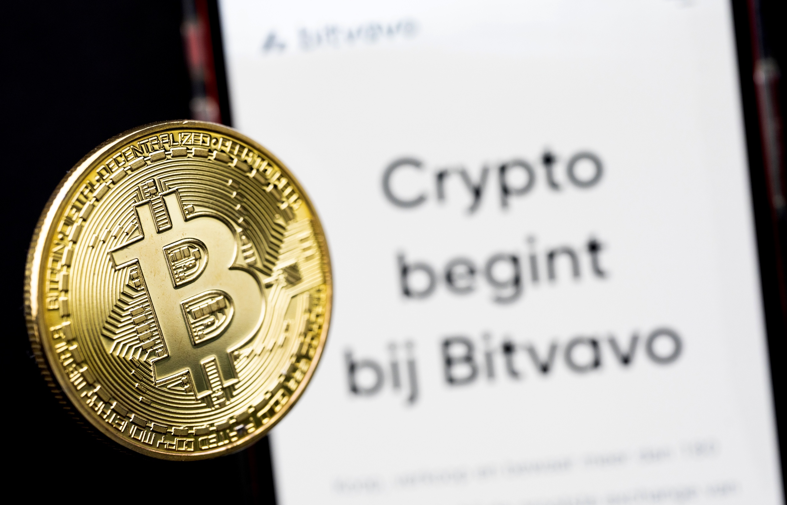 Cryptoplatform Bitvavo heeft een akkoord bereikt met Digital Currency Group (DCG) over de terugbetaling van klanttegoeden. Bitvavo-klanten hadden in totaal 280 miljoen euro uitgeleend aan DCG, maar konden daar door financiële problemen bij het bedrijf niet meer bij.