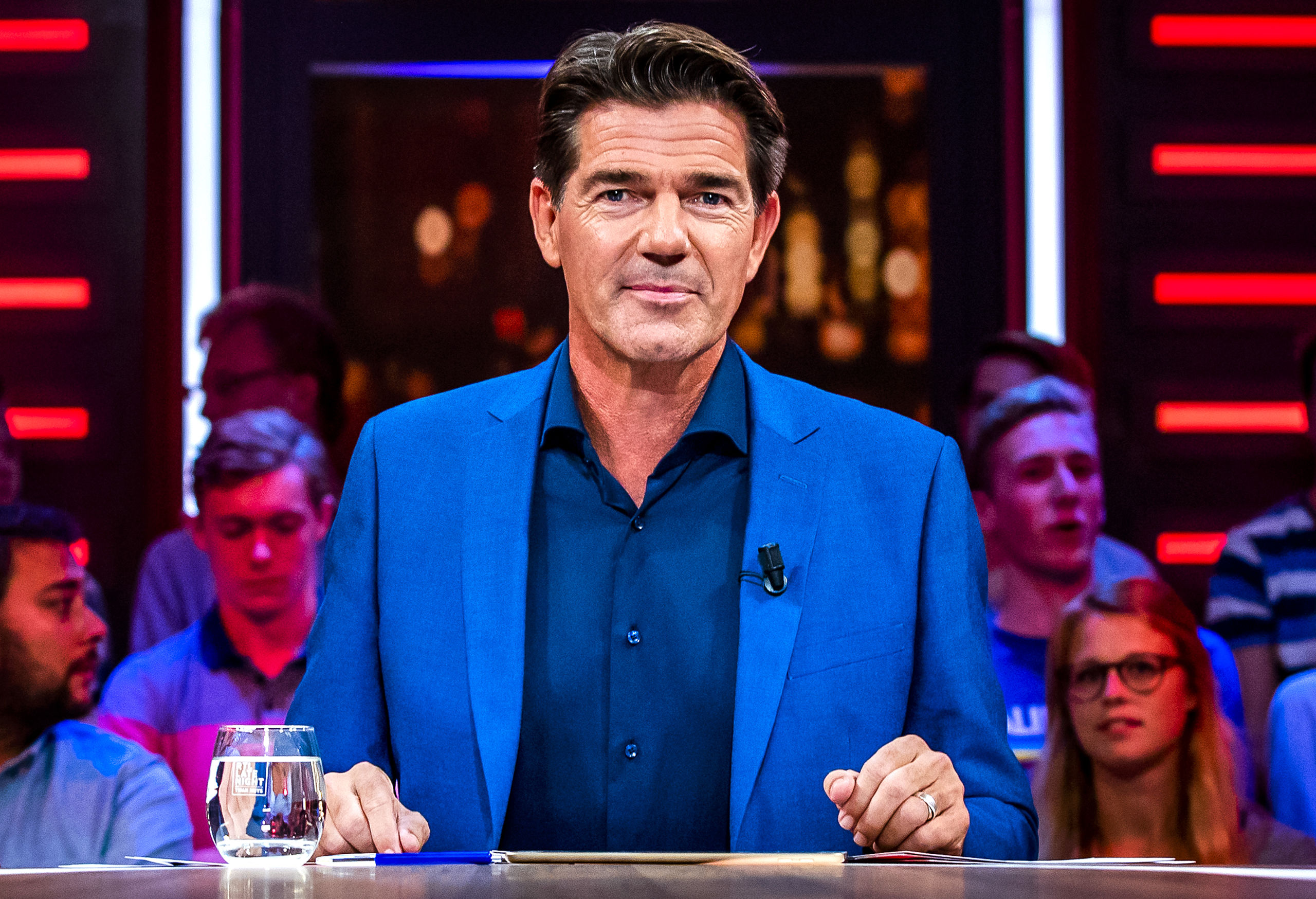 Presentator Twan Huys voorafgaand aan de talkshow RTL Late Night met Twan Huys.