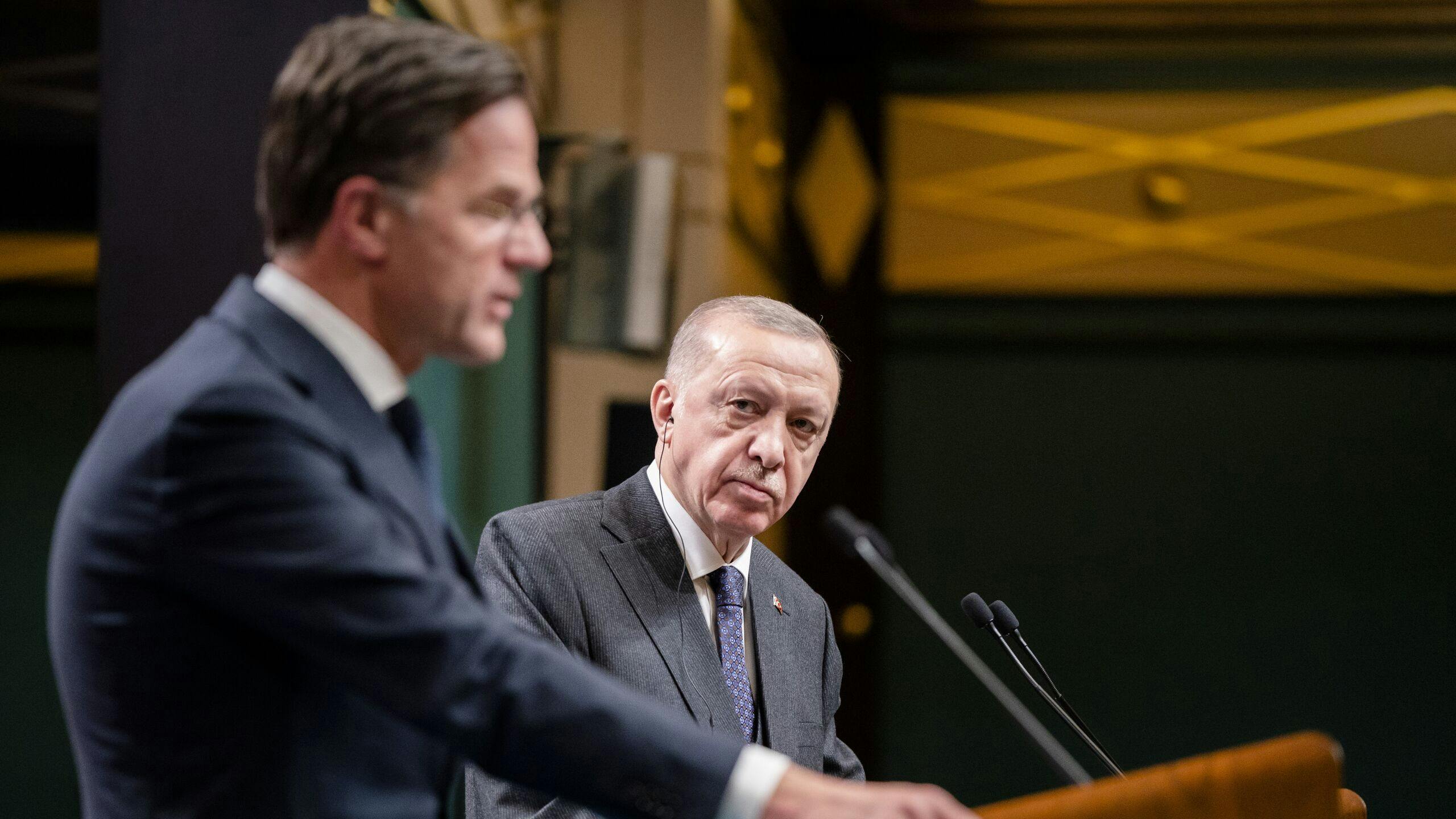 Minister-president Mark Rutte tijdens een persconferentie met president Recep Tayyip Erdogan van Turkije. 