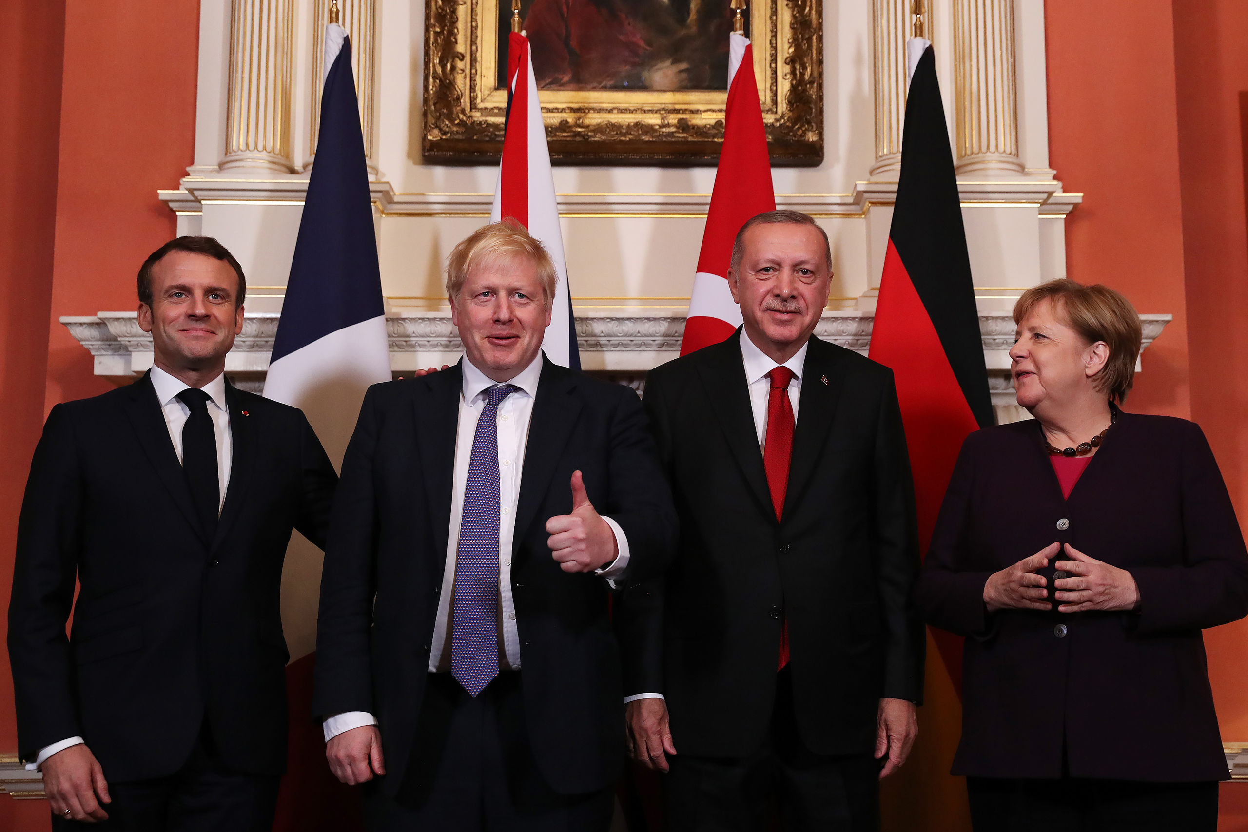 Met alle liefs uit Londen: Macron, Johnson, Erdogan en Merkel