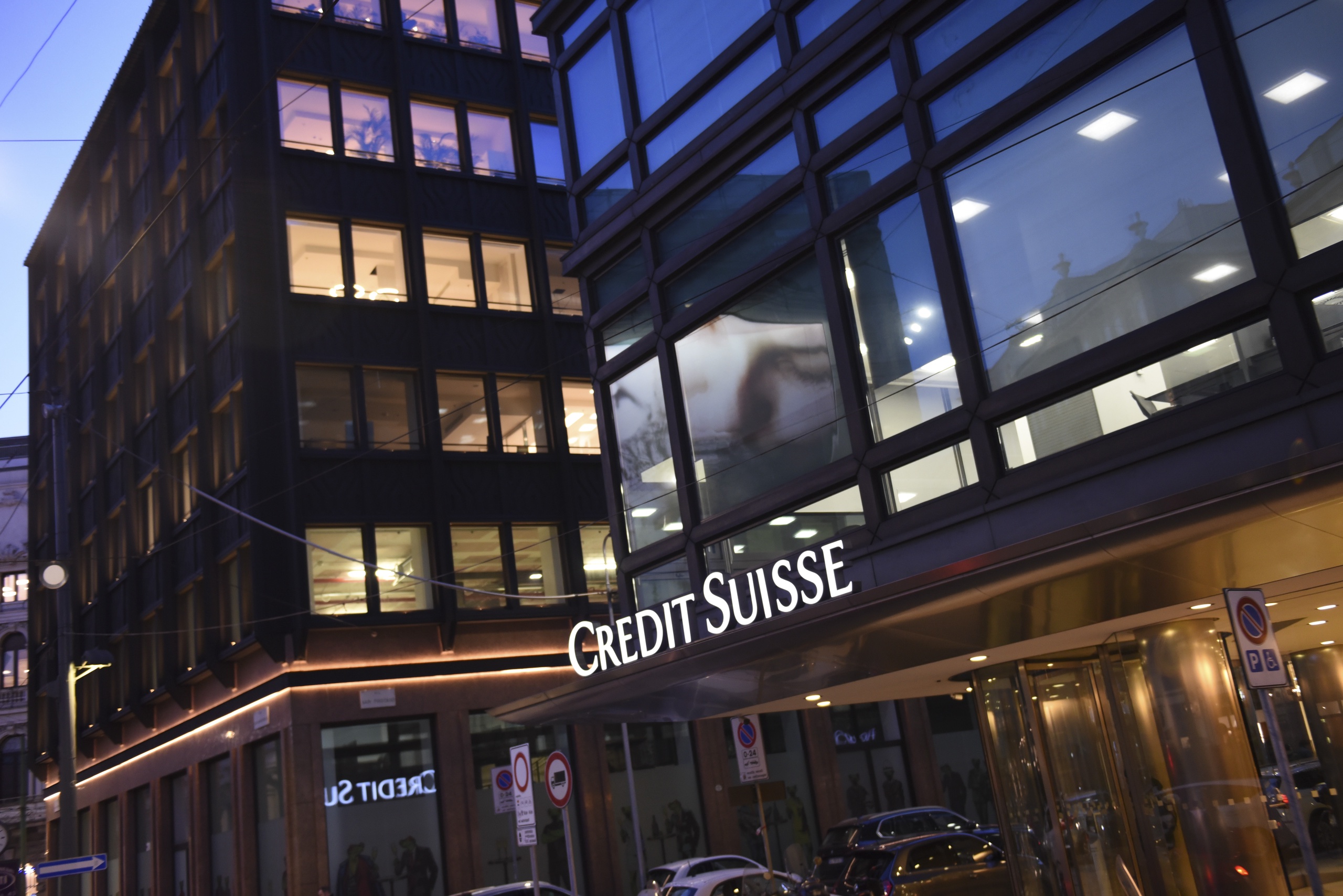 Angry investors sued Credit Suisse after the Swiss bank saw a significant loss in its stock market value.  They say the finance group presented its own business as more attractive in its annual report for 2021.  In it, Credit Suisse did not report deficiencies in internal controls that later came to light.
