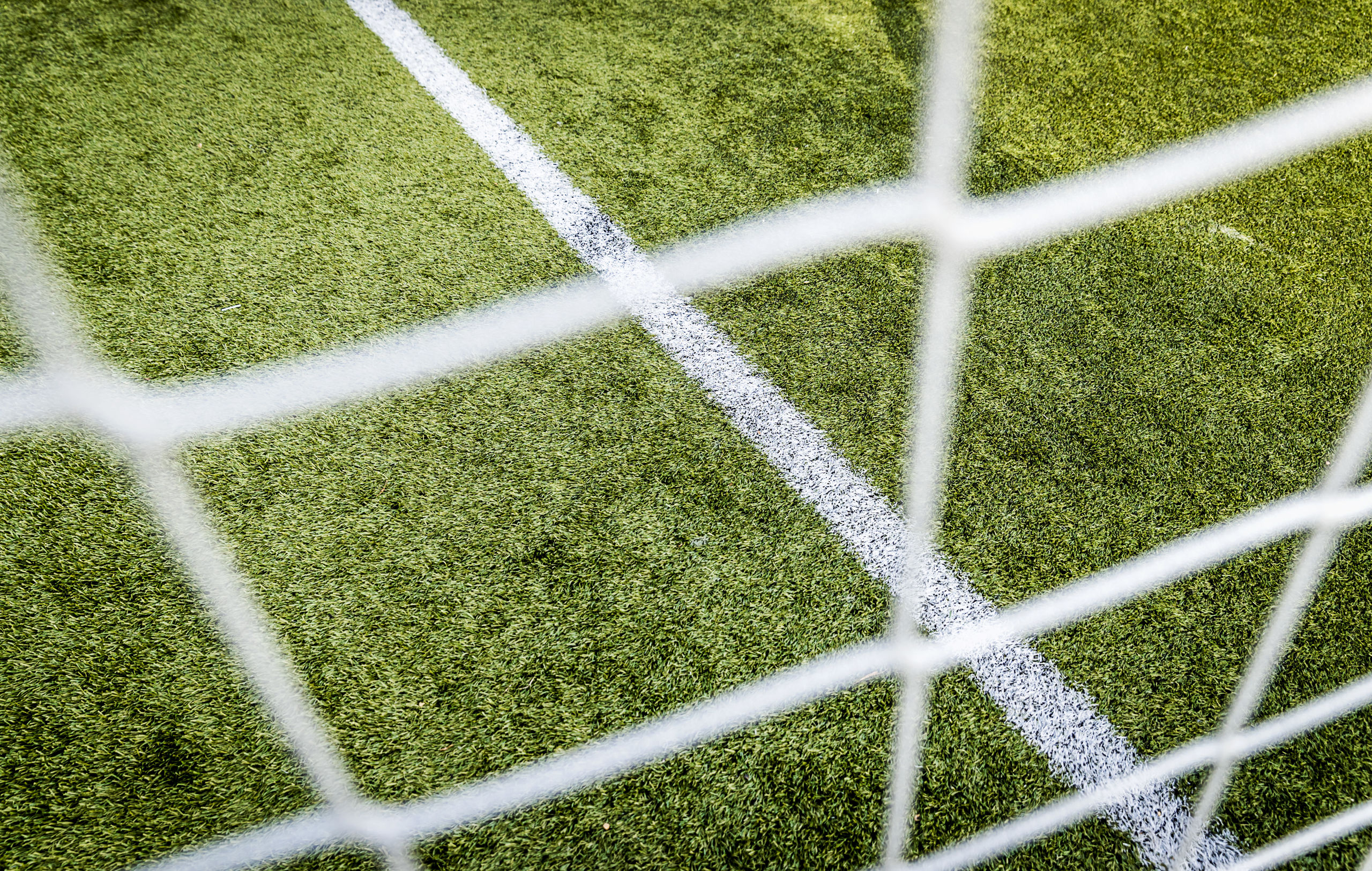 Geen opvliegende rubberen korrels dit seizoen meer op de amateurvelden
