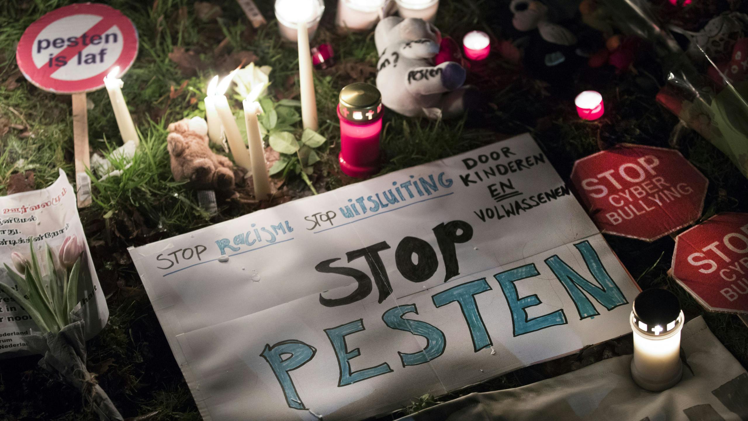 Ter nagedachtenis aan Tharukshan Selvam. De 15-jarige scholier pleegde zelfmoord nadat hij op school ernstig gepest werd.