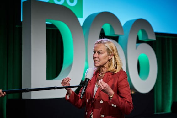 Lijstrekker Sigrid Kaag tijdens de presentatie van het concept-verkiezingsprogramma van D66.