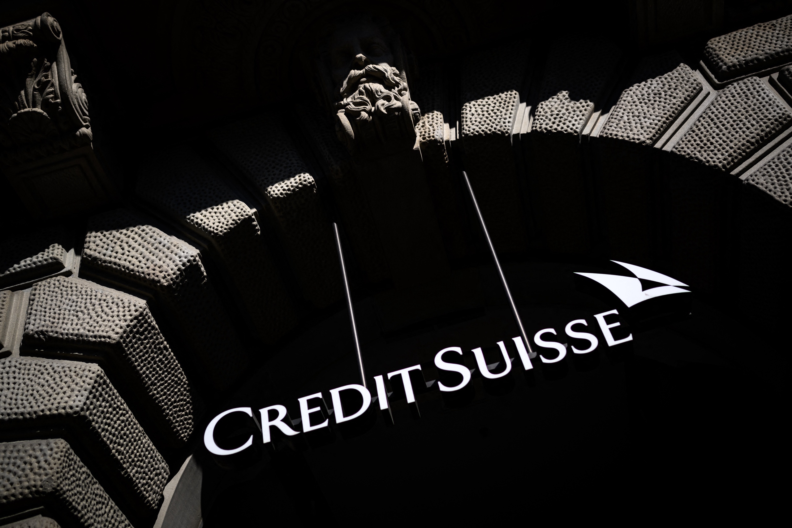 Credit Suisse cannot reverse overdraft accounts