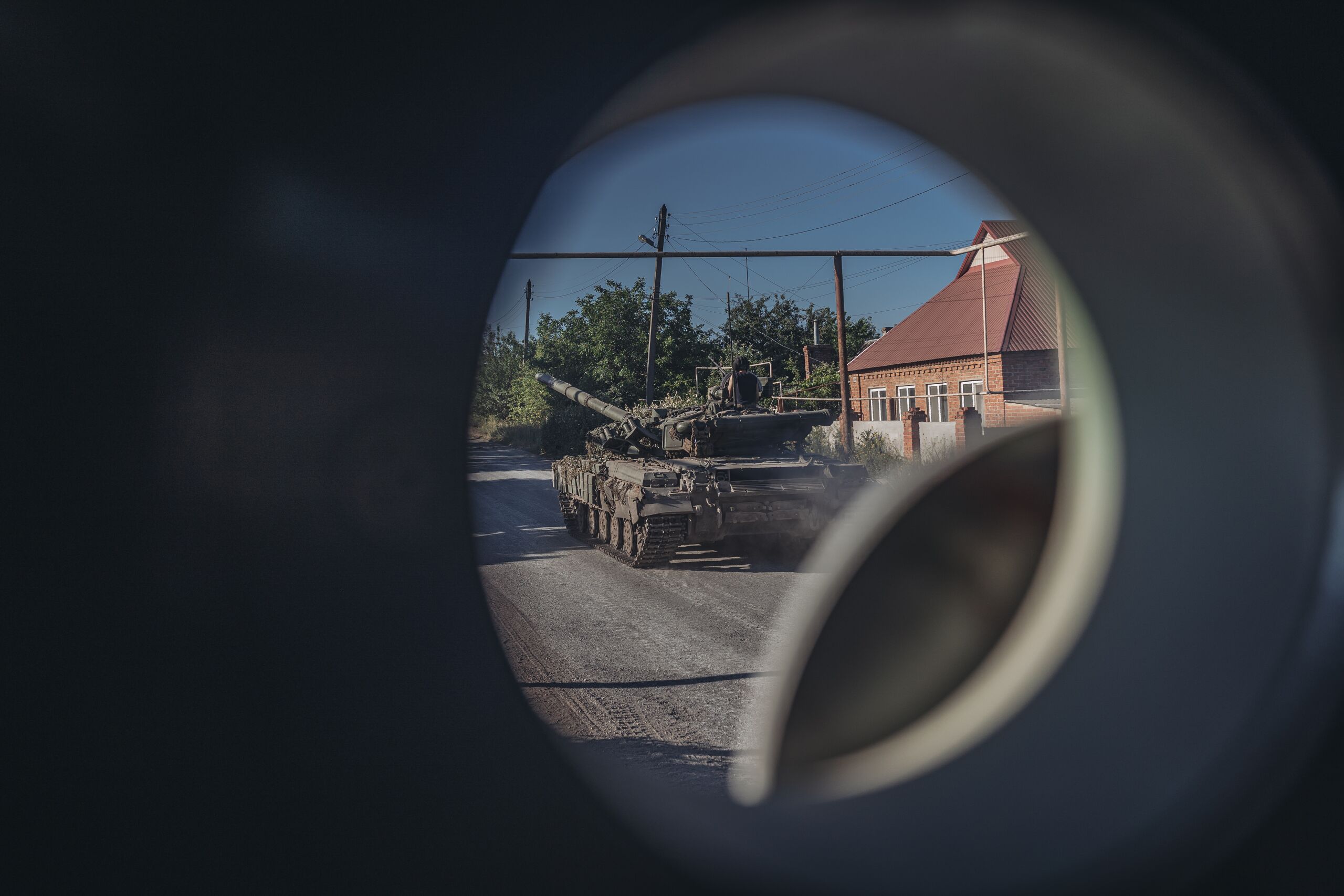 Een tank gefotografeerd in de provincie Loehansk.