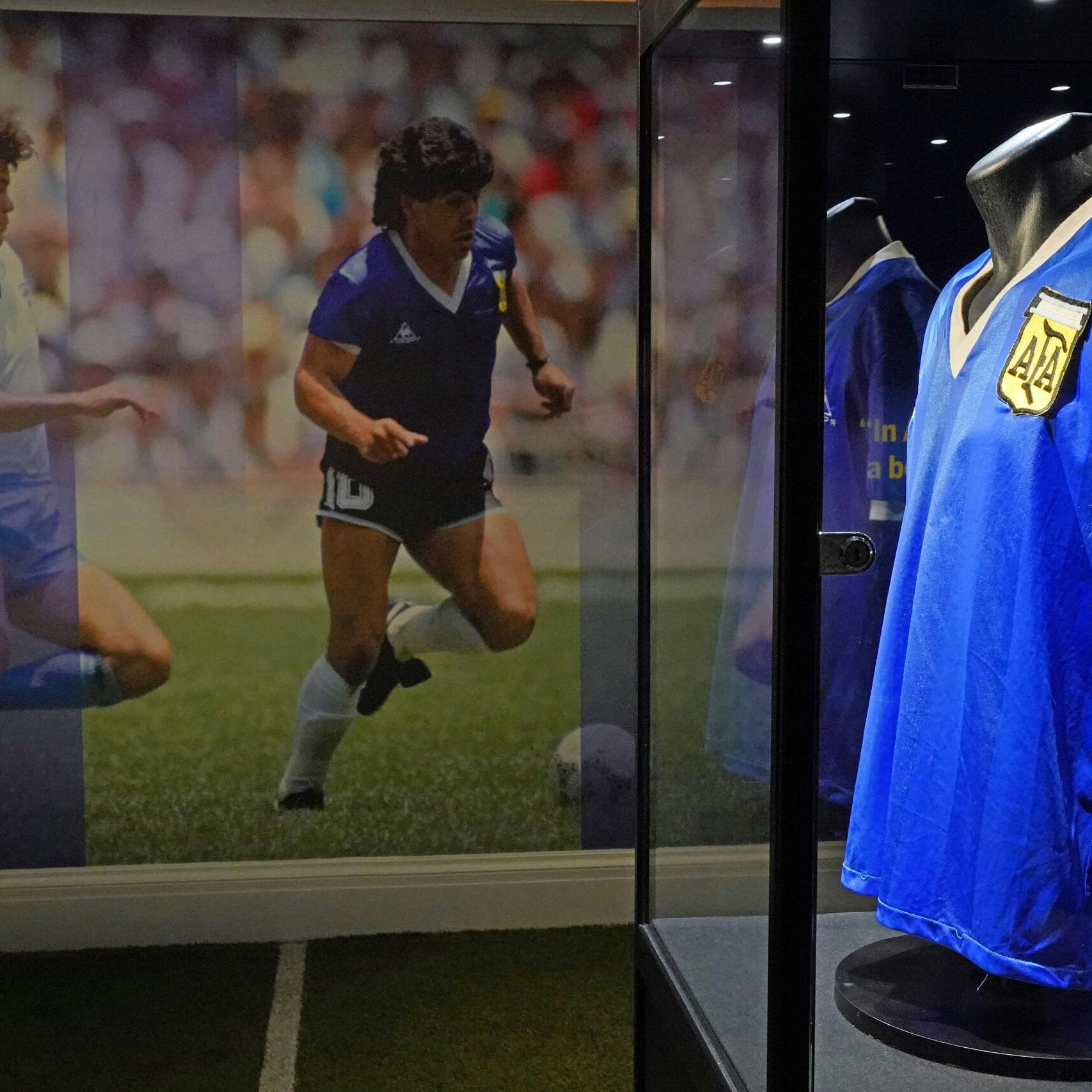 Zweet en tranen: hoeveel levert het 'Hand van God'-shirt van Maradona op?
