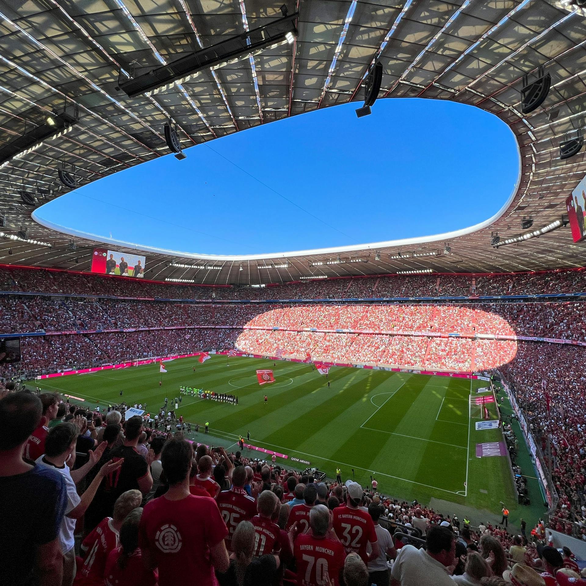 Duitse Bundesliga bestaat 60 jaar: 'de competitie is een stuk minder commercieel'