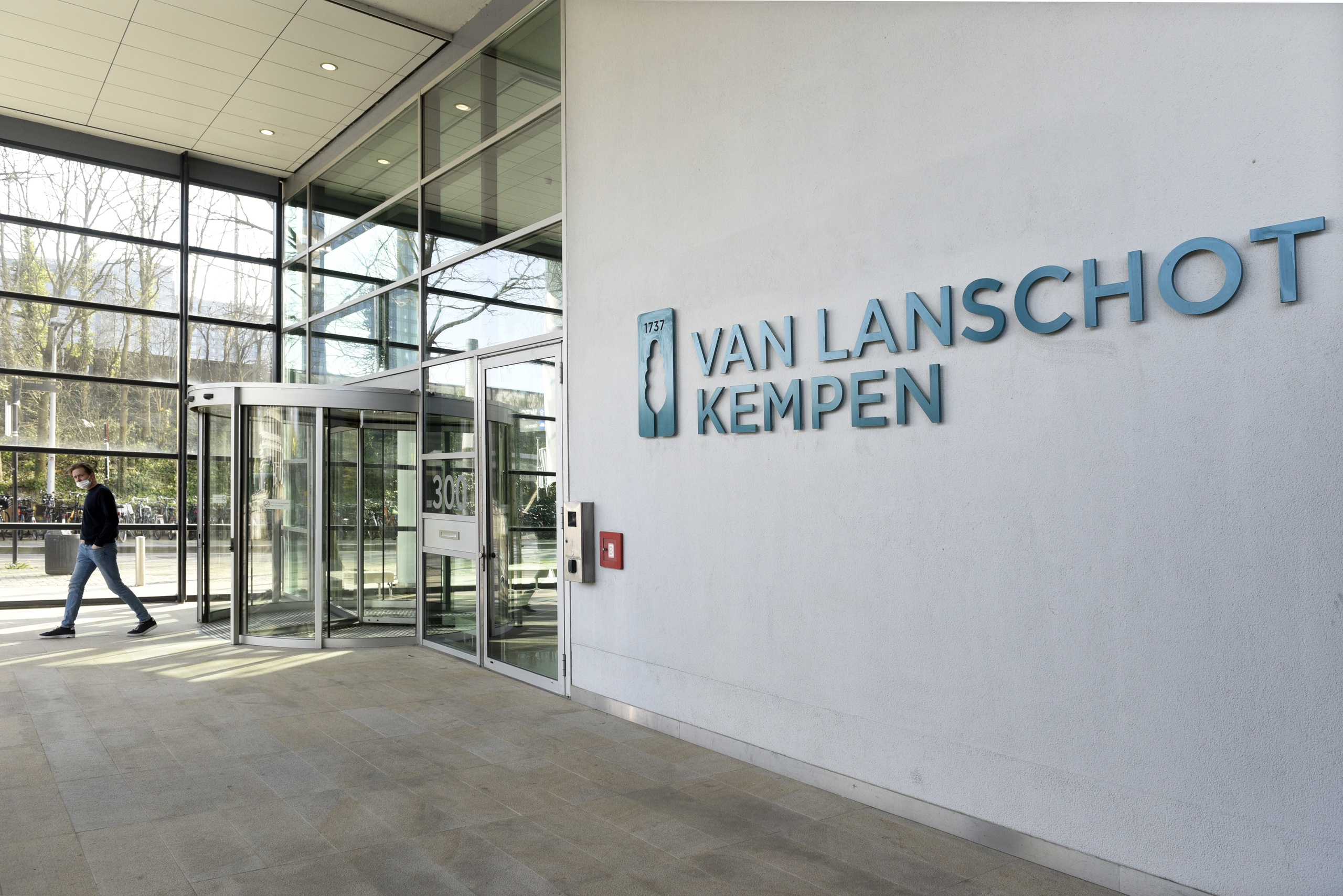 Van Lanschot Kempen still positive despite significant drop in profit