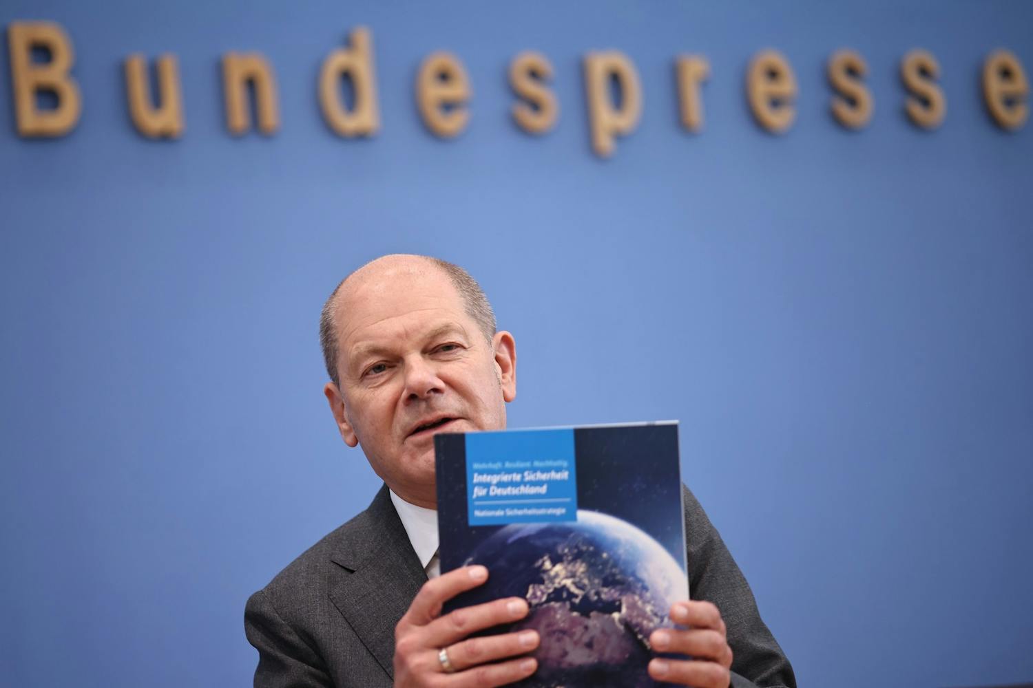 Deutschland: Nächstes Jahr werden 2 % des BIP für Verteidigung ausgegeben