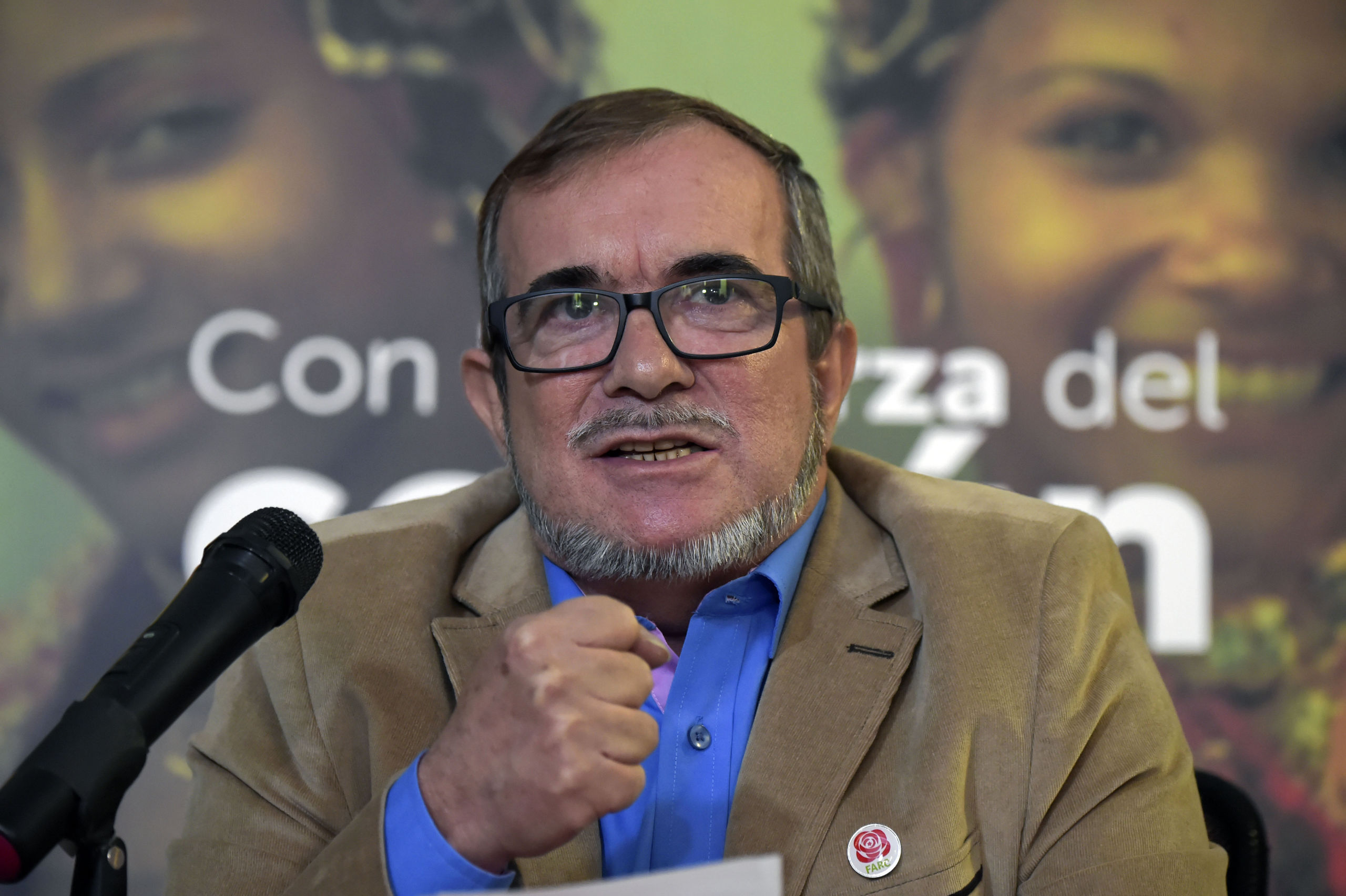 Rodrigo Lodoño Echeverri, bekend als Timochenko, was de presidentskandidaat voor de FARC. Tot hij zich terugtrok.