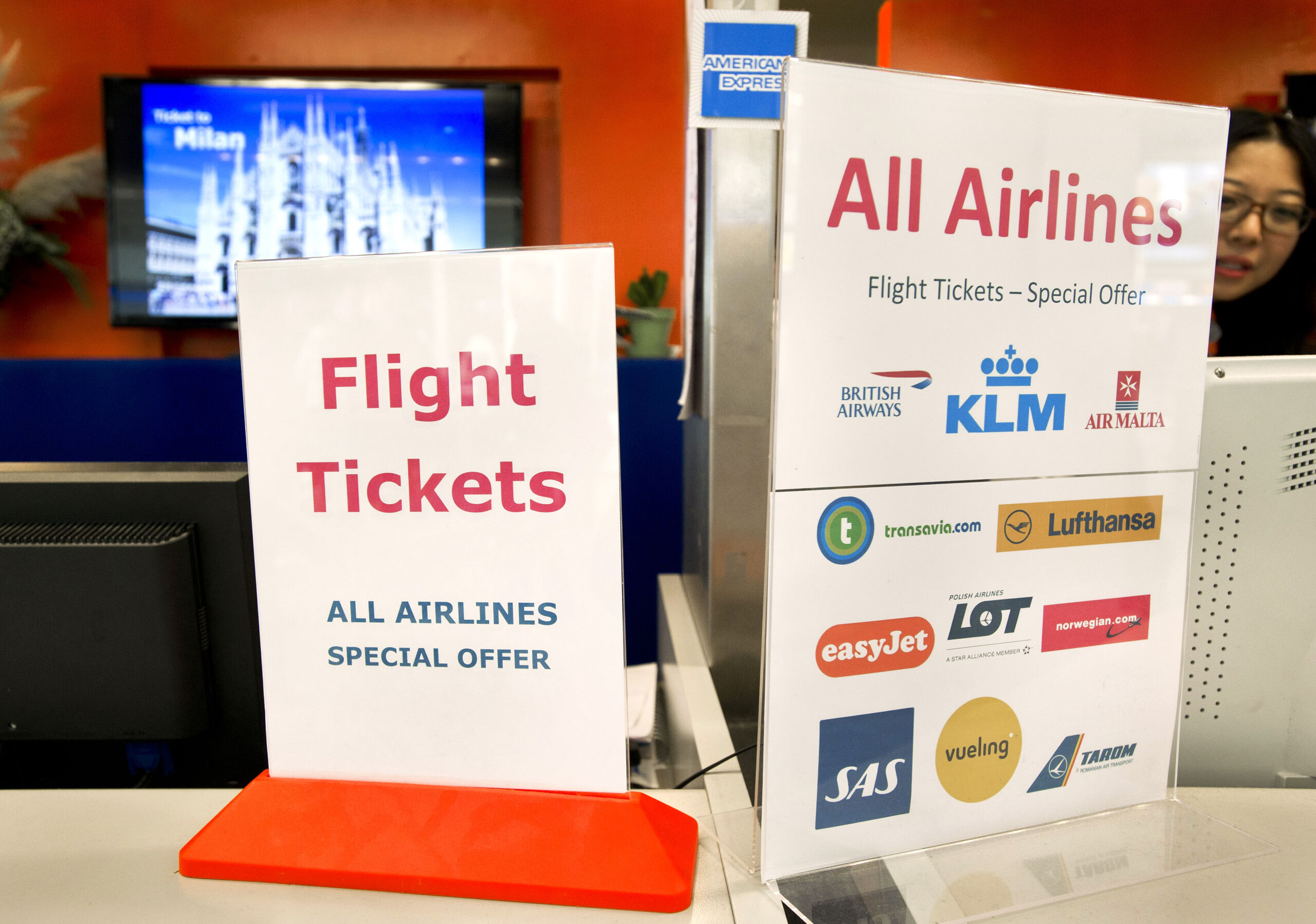 Een ticket desk op luchthaven Schiphol.