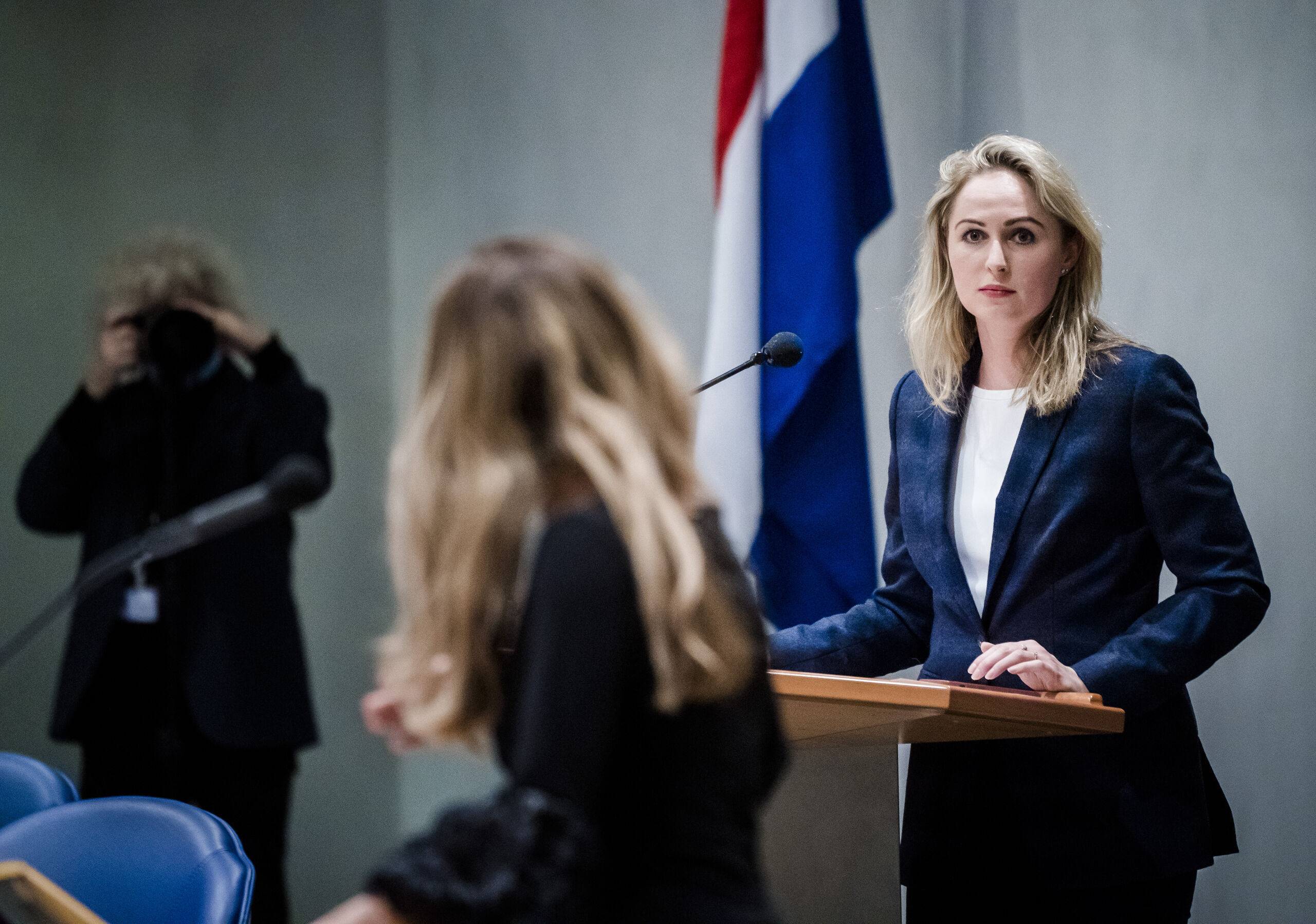 Kamerlid Queeny Rajkovski (VVD) tijdens het wekelijkse vragenuur in de Tweede Kamer. 