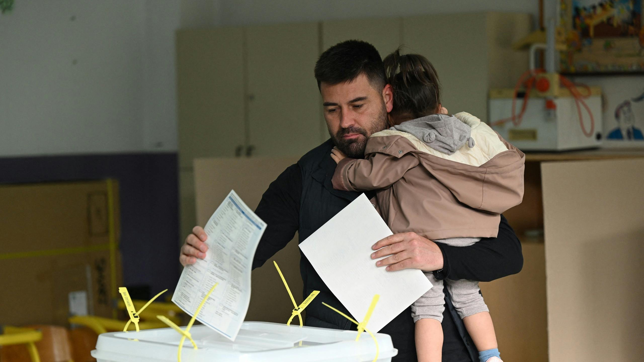 Nationalisme en haatzaaien staan centraal in Bosnische verkiezingen