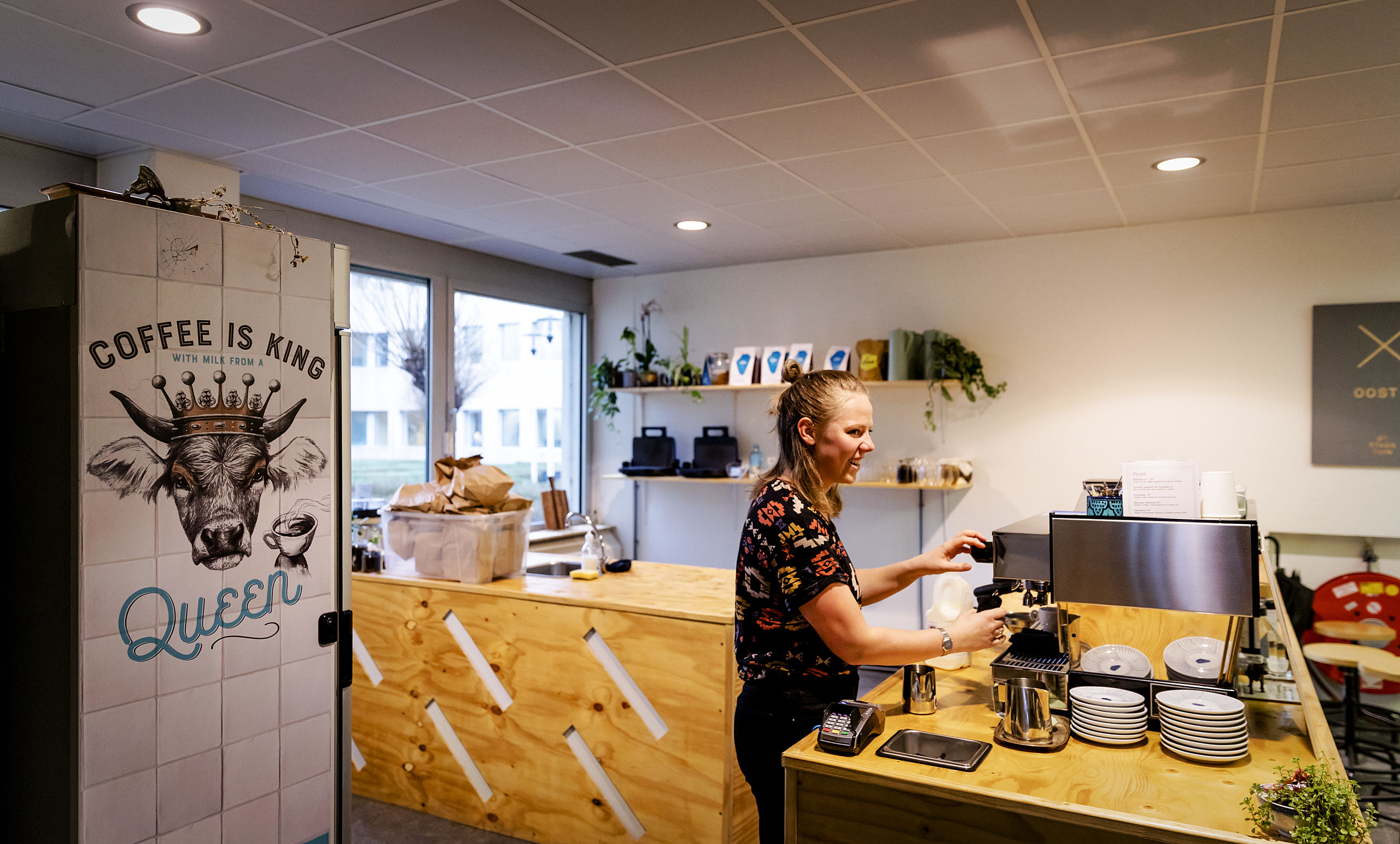 In de kantoortuin van De Stadstuin in Utrecht zijn zzp'ers aan het werk.