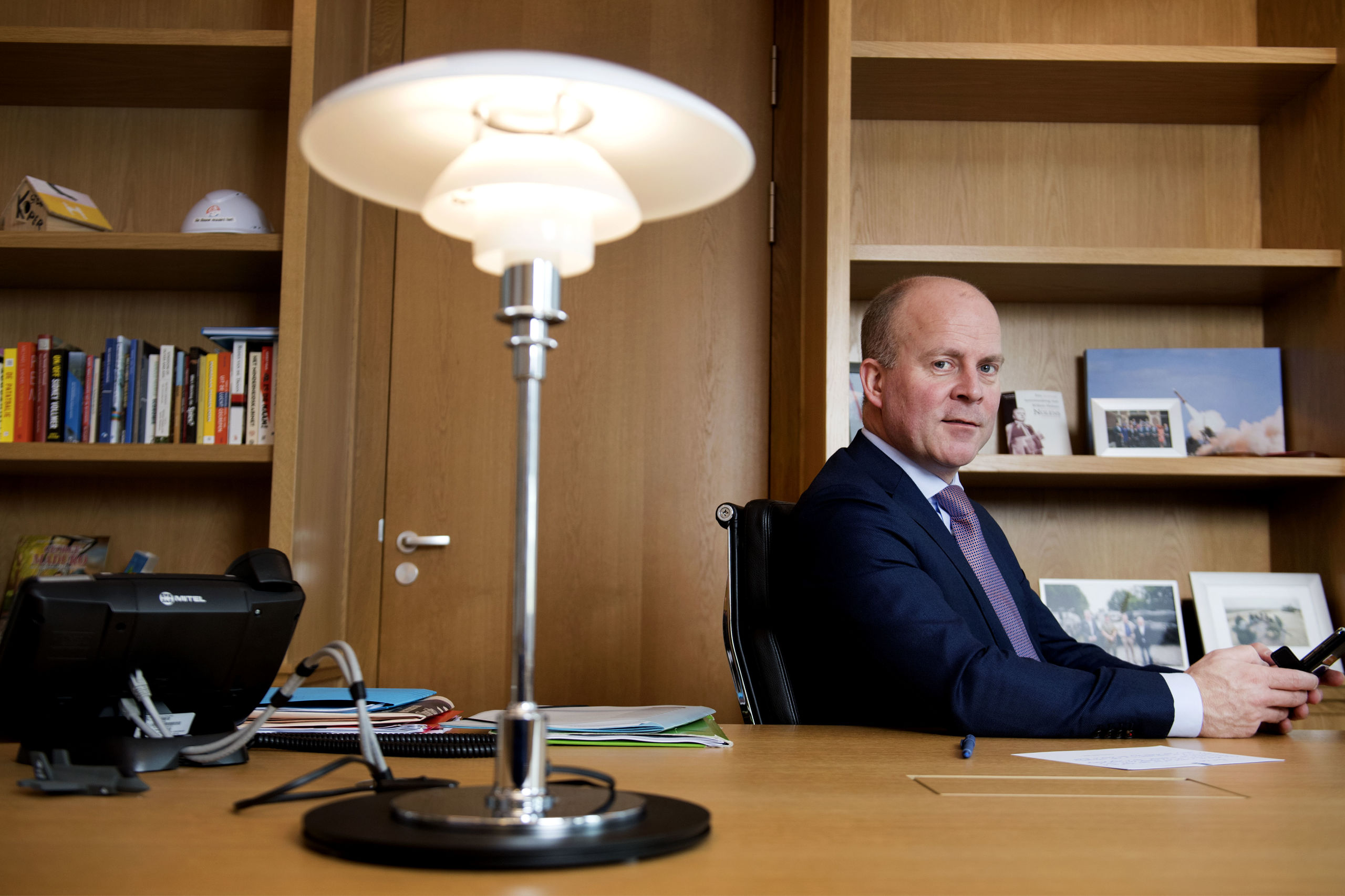 Staatssecretaris Raymond Knops (CDA) van Binnenlandse Zaken en Koninkrijksrelaties.