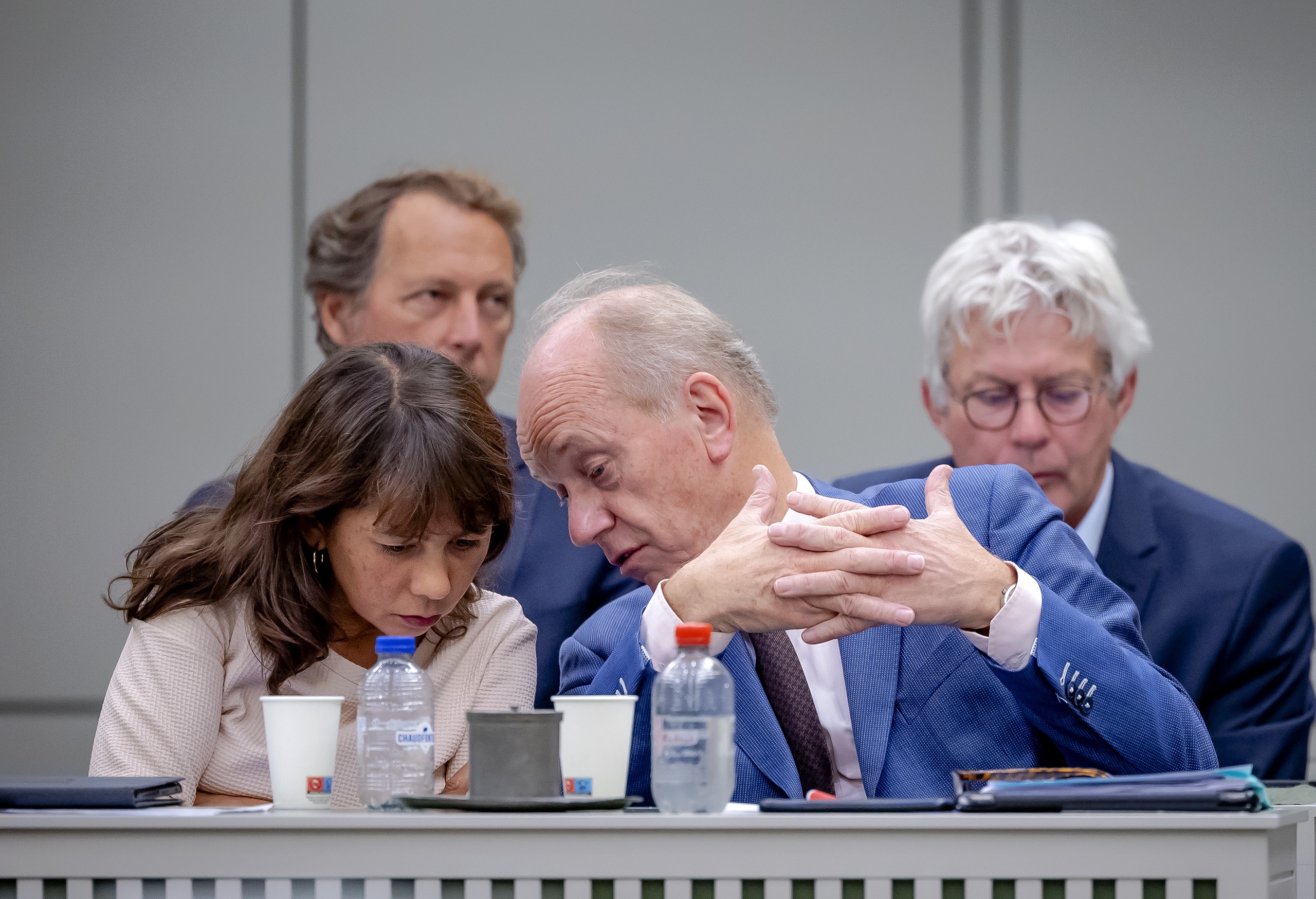 Mei Li Vos en Ruud Koole (PvdA)  in de Eerste Kamer tijdens een tweedaags debat over het omstreden handelsverdrag (Ceta) tussen Europa en Canada