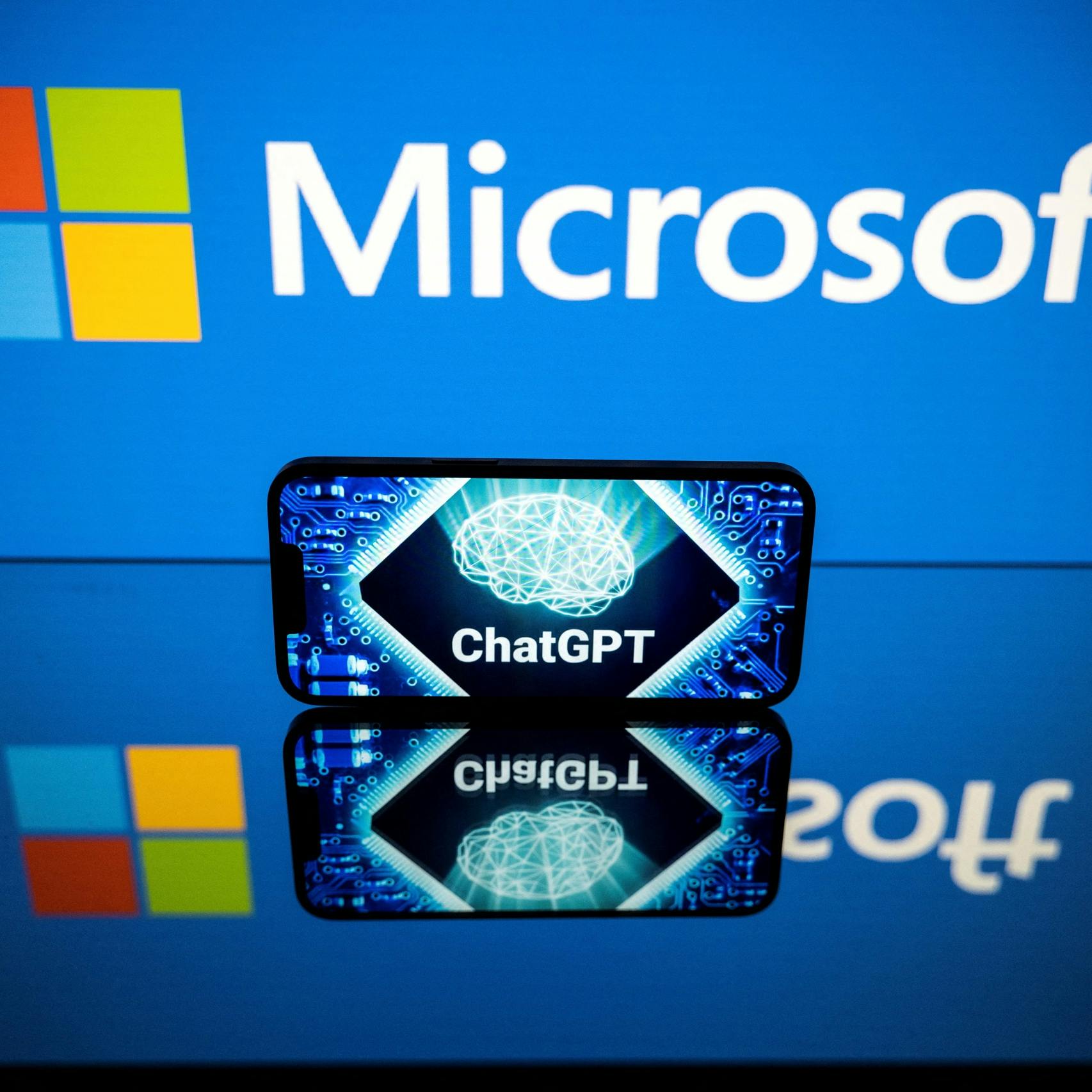 Microsoft investeert miljarden en ontslaat duizenden: 'Tech-boom ten einde'