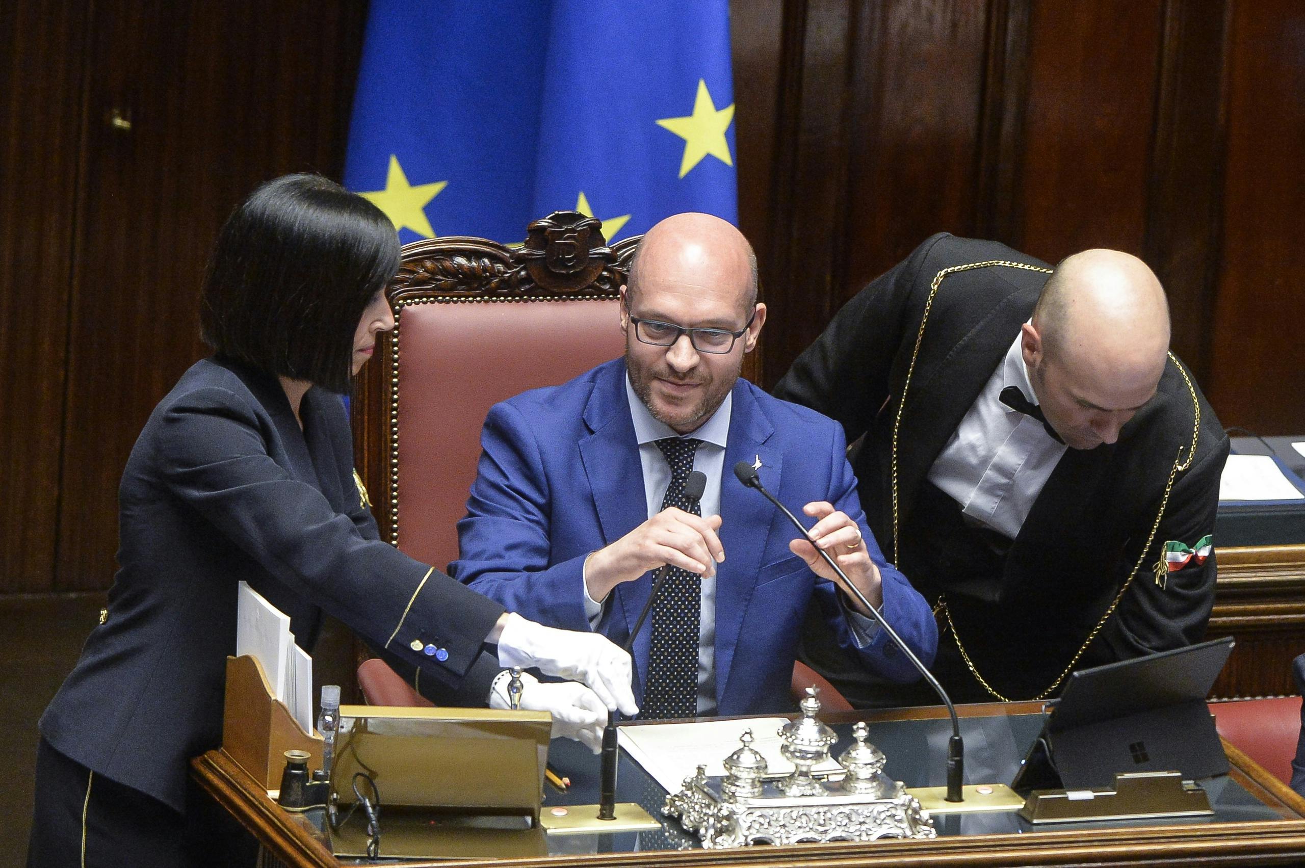 La Camera bassa italiana elegge presidente il politico di estrema destra