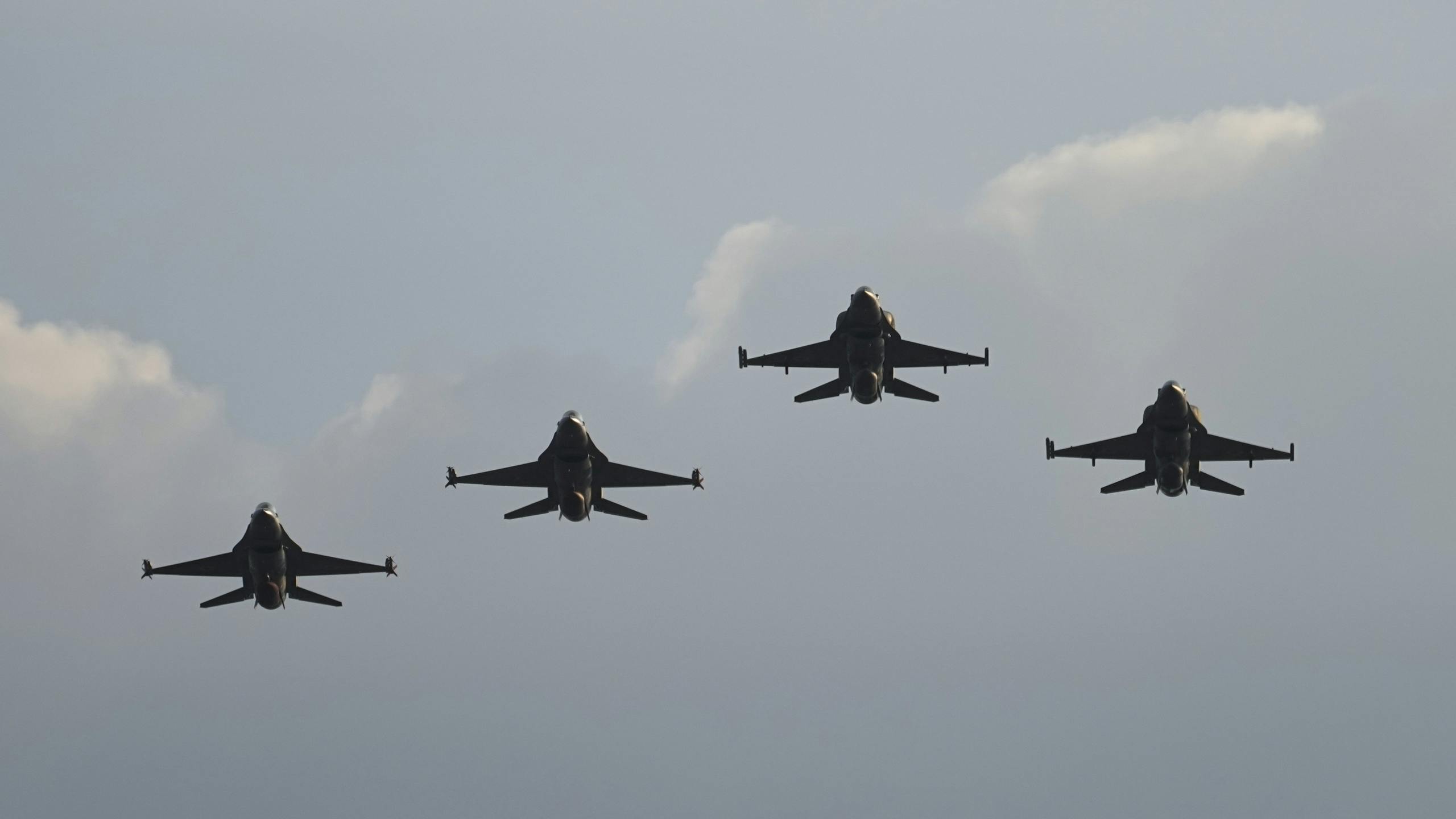 'Oekraïners hopen nu op F16's'