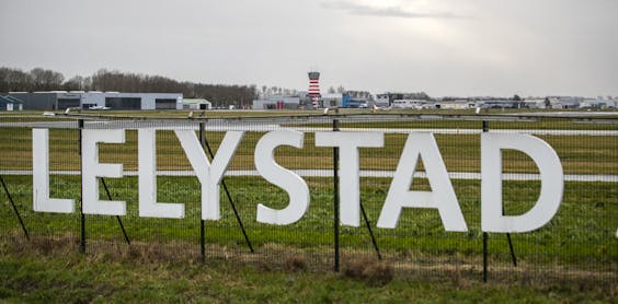 Exterieur van Lelystad Airport