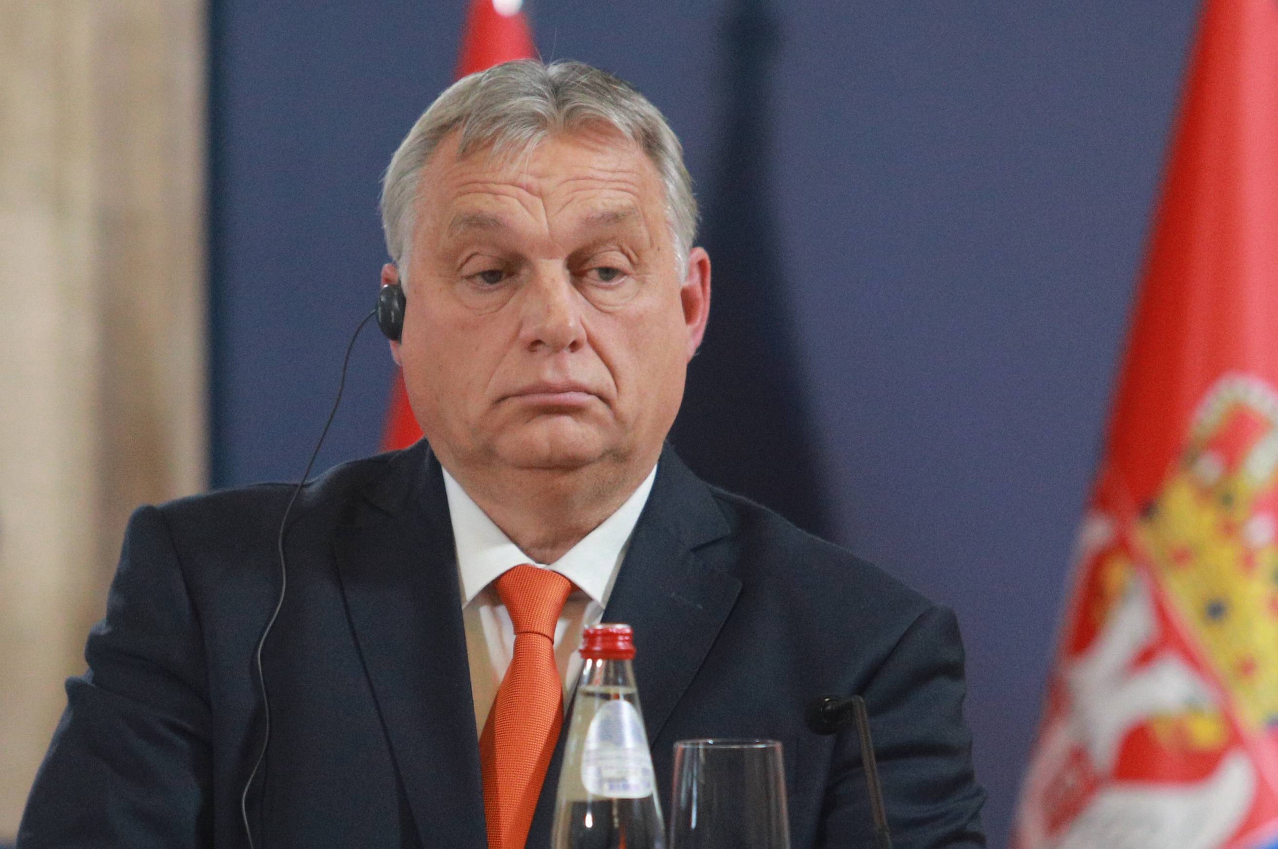 Hongarije had al meerdere keren de kans gekregen om plannen te maken om de rechtsstaat en de democratie te verbeteren in het land, maar keer op keer kon leider Viktor Orbán niet overtuigen met zijn plannen. 