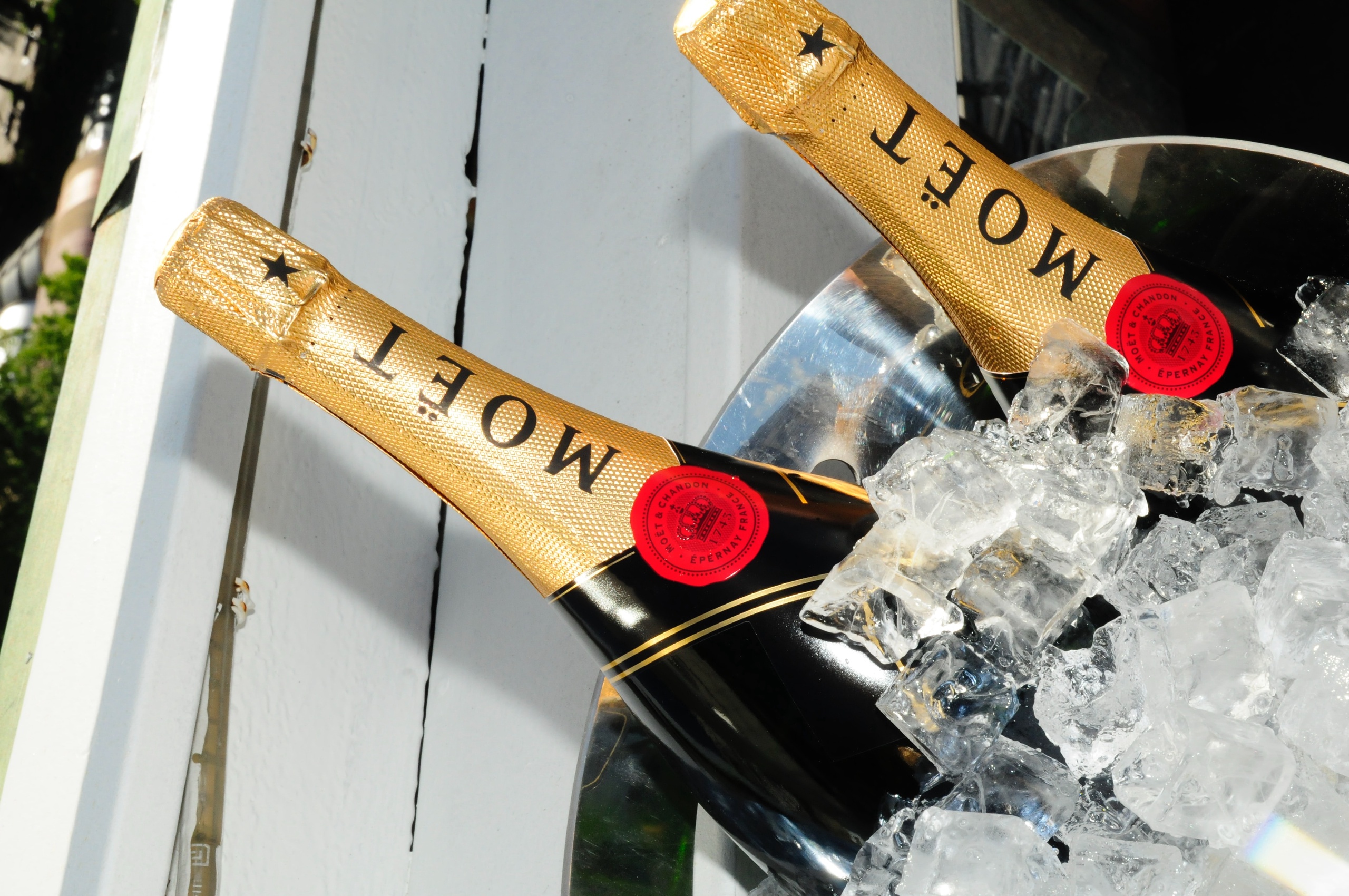 LVMH: verkoop champagne wat zwakker na boom tijdens lockdowns