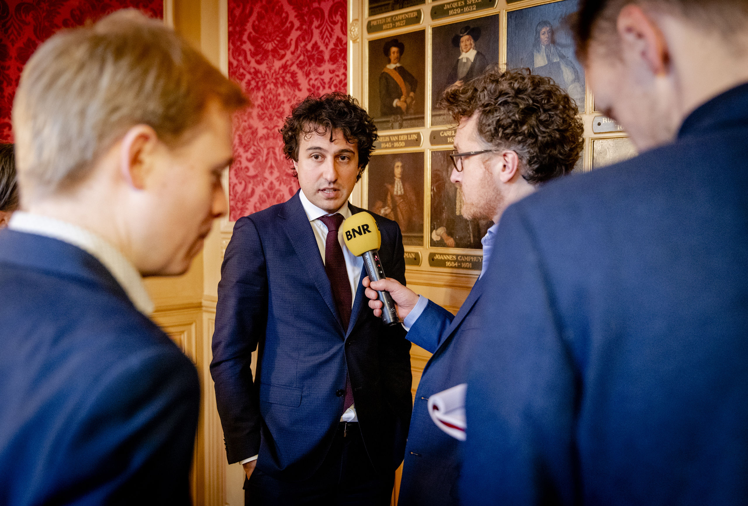 Jesse Klaver (GroenLinks) staat de pers te woord na afloop van een gesprek over de initiatiefwet Duurzame Aanpak Stikstof. ANP SEM VAN DER WAL