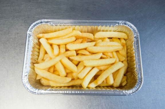 Ter gelegenheid van 10 jaar Kapsalon, troostvoedsel bij uitstek, maakte het ANP in december 2015 een serie foto's de bedenker, Shoarmarestaurant El Aviva.