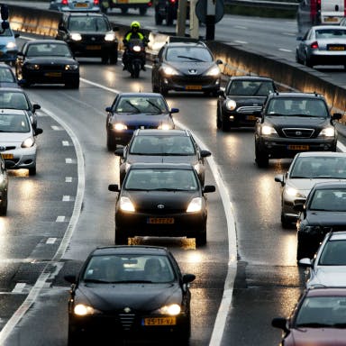 Meer dan 8 miljoen auto's in Nederland