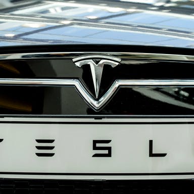 1 april | Tesla, Donkervoort & BMW 330e