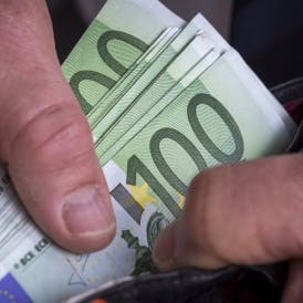 Den Haag: subsidies terug wegens te hoog loon