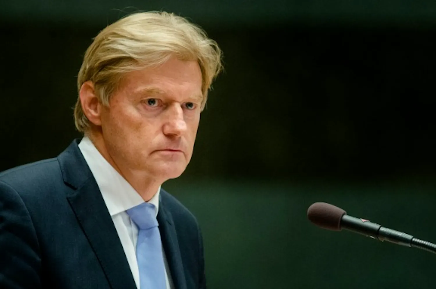 Martin Van Rijn Oppositie grijpt situatie moeder Van Rijn met beide handen aan | BNR ...