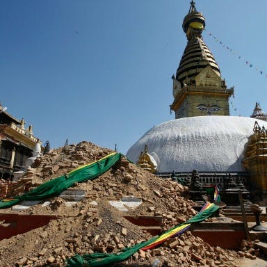 Infrastructuur en bemoeizucht regering belemmeren hulpverlening Nepal