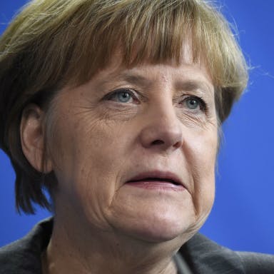 Merkel bezoekt Witte Huis om vrede in Europa te bewaren