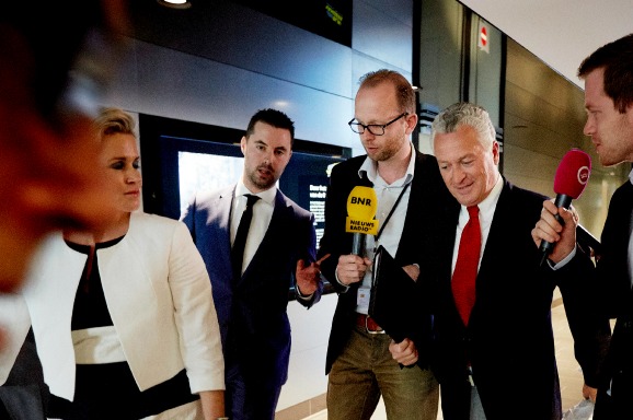 Circus Moszkowicz jaagt Geert niet in de gordijnen