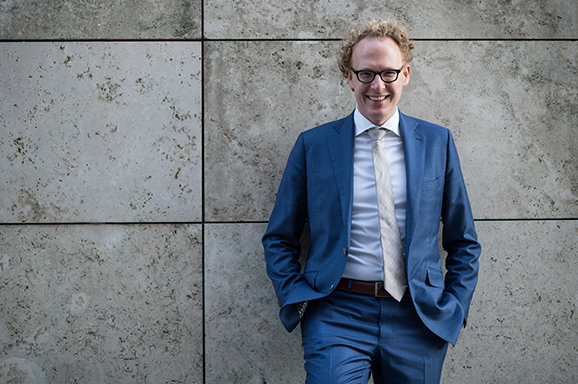 Bnr / Banca Naţională a României (https://www.bnr.ro) / Because there is always some truth to every.